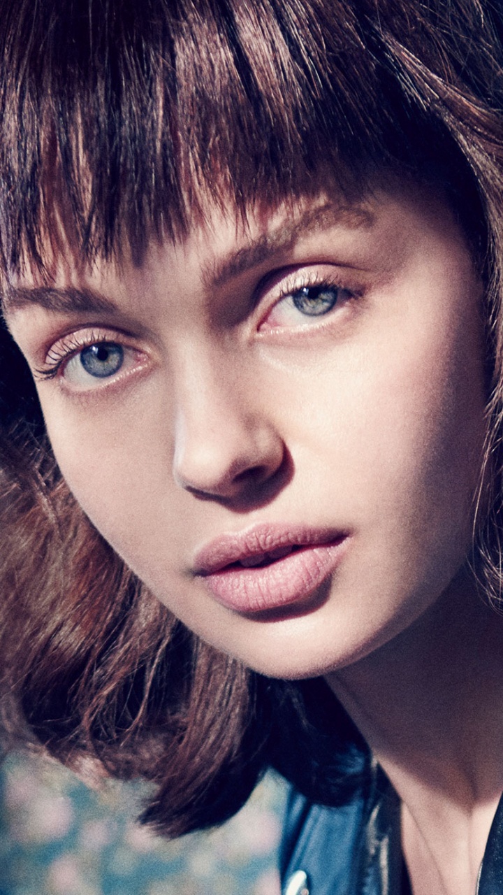 Обои красота, волосы, лицо, прическа, бровь в разрешении 720x1280