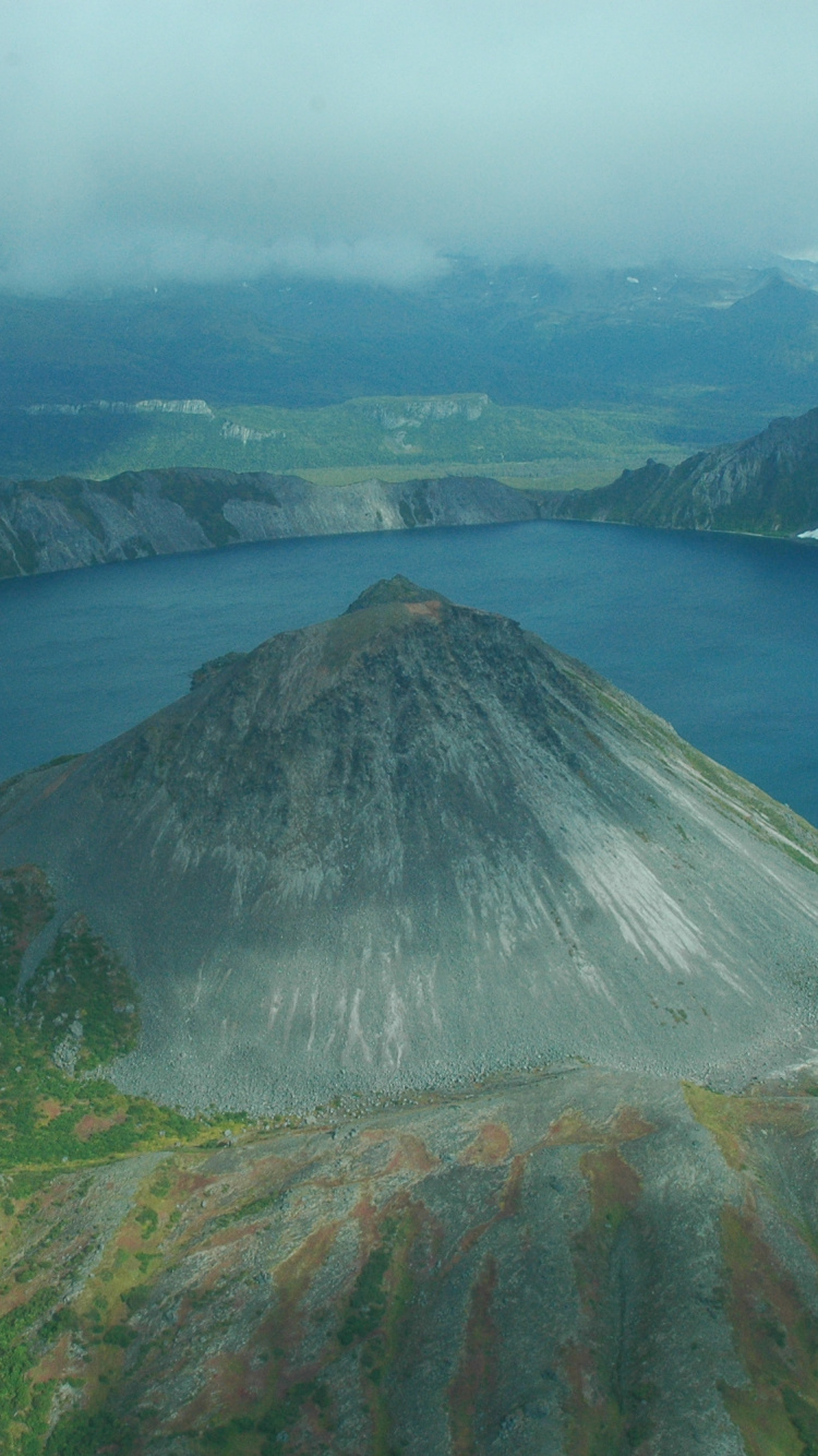 Обои нагорье, гора, хребет, озеро, Упал в разрешении 750x1334