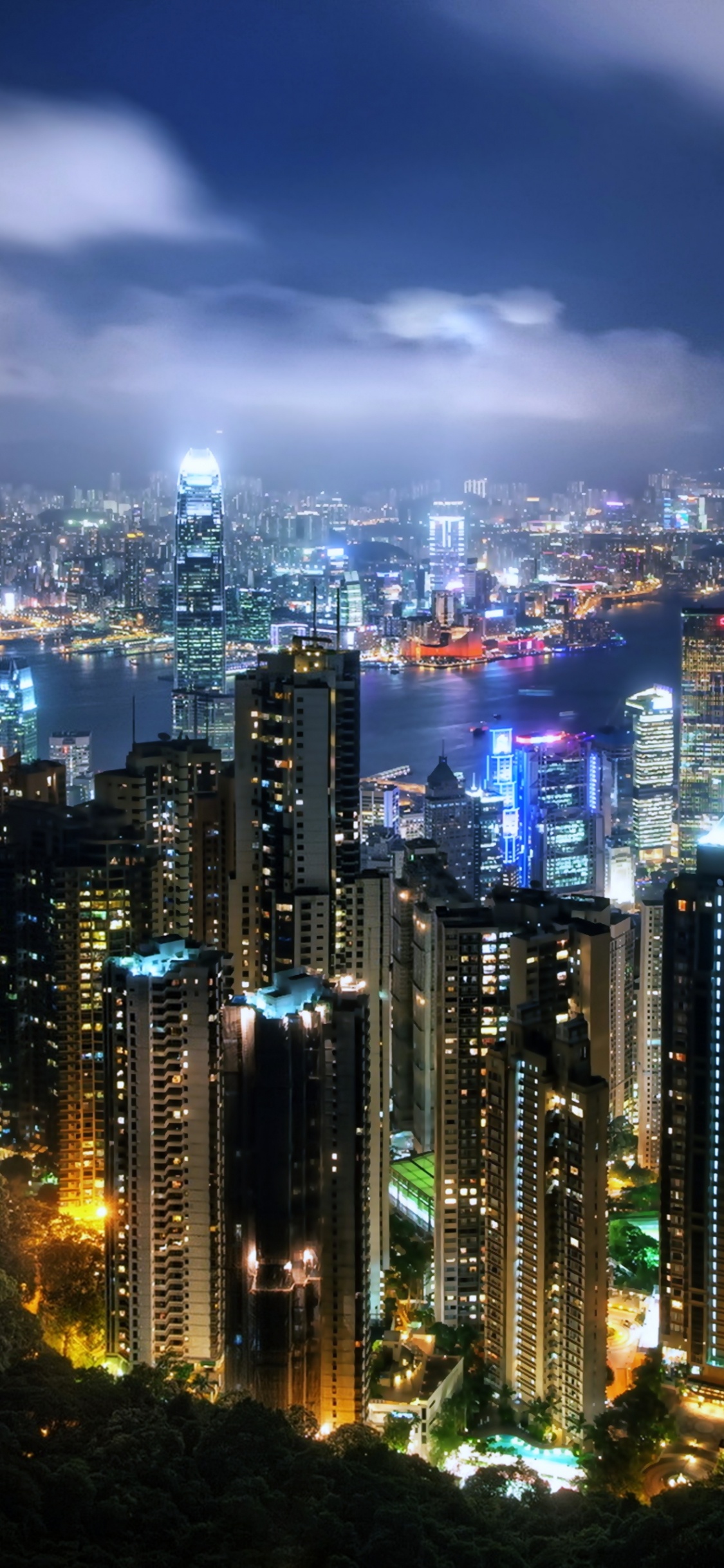 Обои Гавань Виктория, пик Виктория, ночь, городской пейзаж, метрополия в разрешении 1125x2436