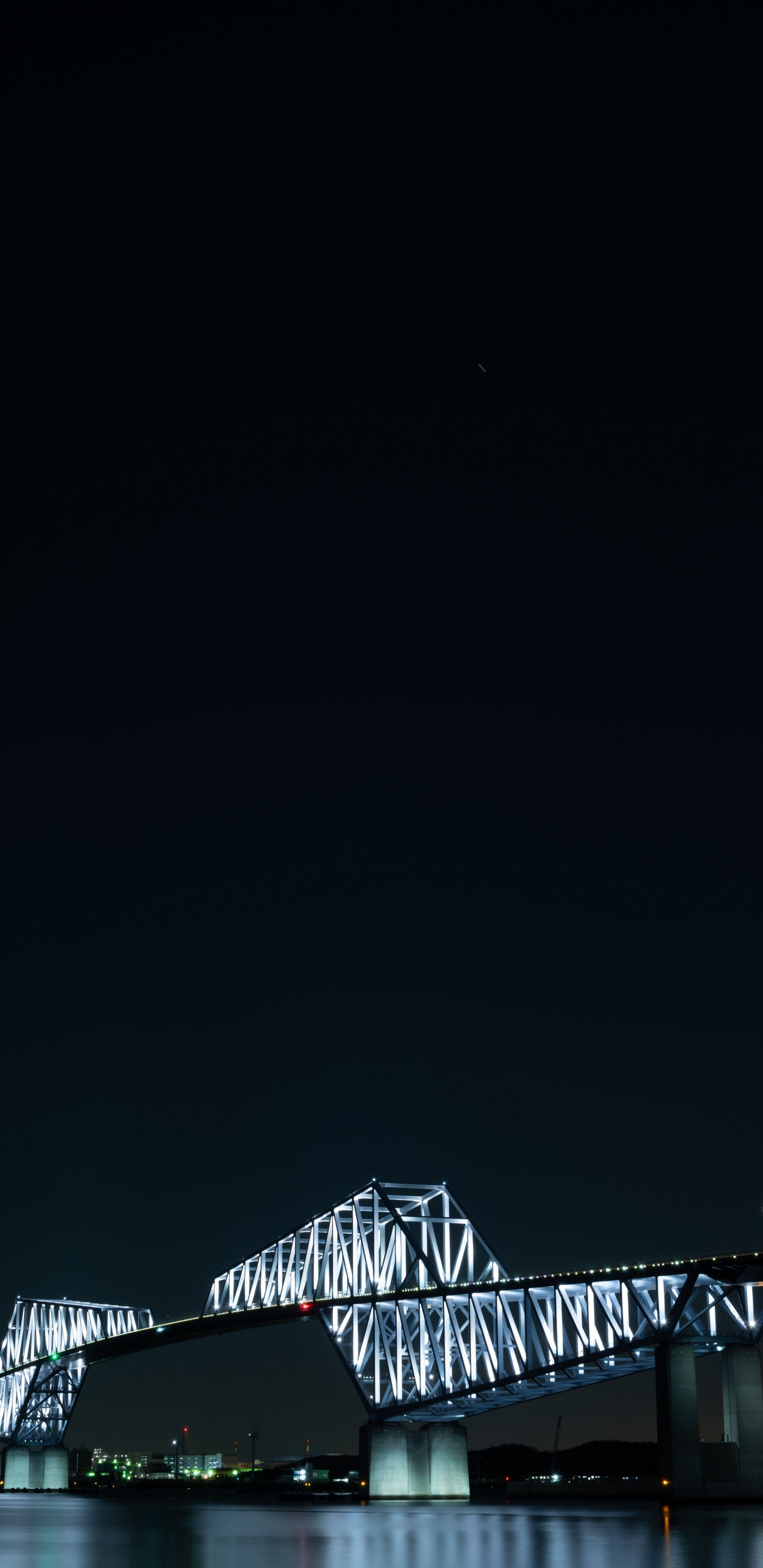 Обои ночь, свет, темнота, полночь, текст в разрешении 1440x2960