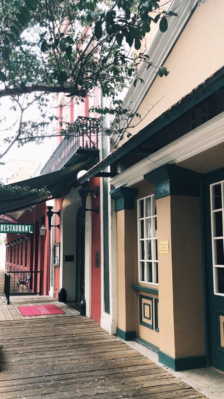 Обои Хаус, недвижимость, архитектура, соседство, улица в разрешении 720x1280