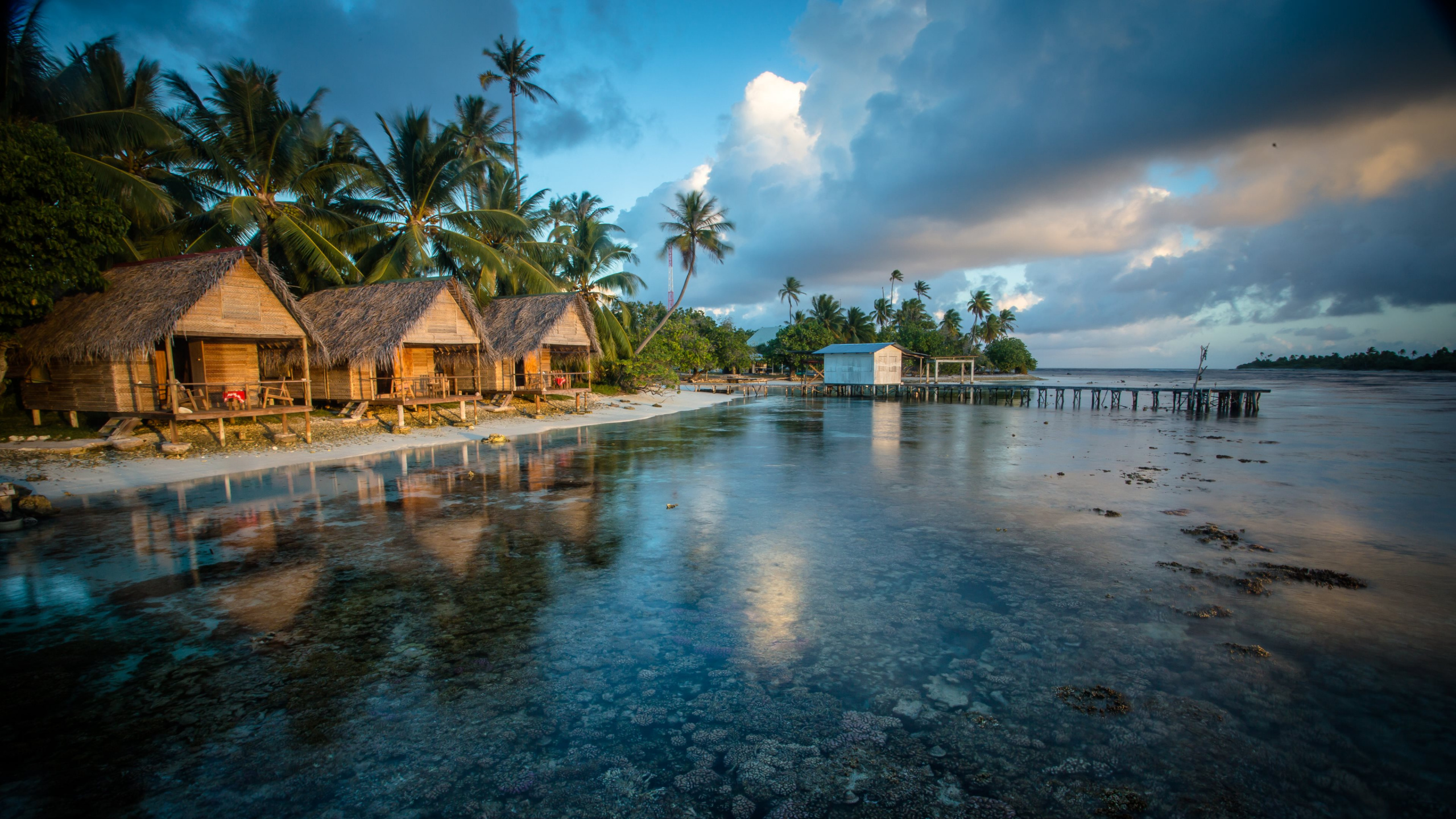 Tropical Village Мальдивы