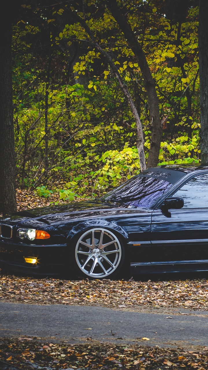 Обои легковые автомобили, Байерише Моторен Верке АГ, автомобиль среднего размера, полный размер автомобиля, седан в разрешении 720x1280