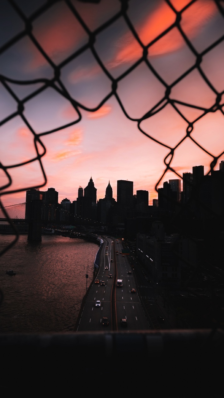 Обои изучение Библии на всю жизнь, дух, облако, вода, небоскреб в разрешении 720x1280