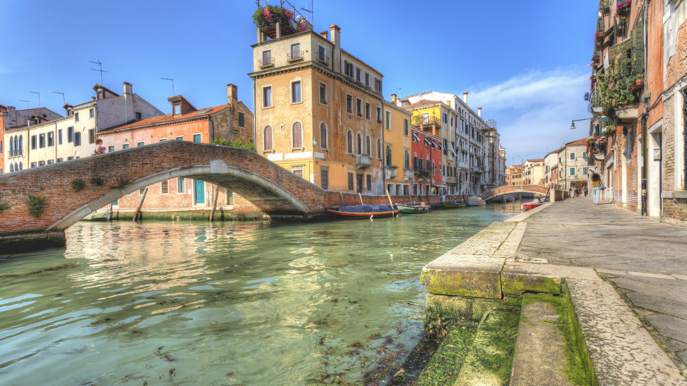 Обои водный путь, канал, вода, городок, реки в разрешении 1366x768