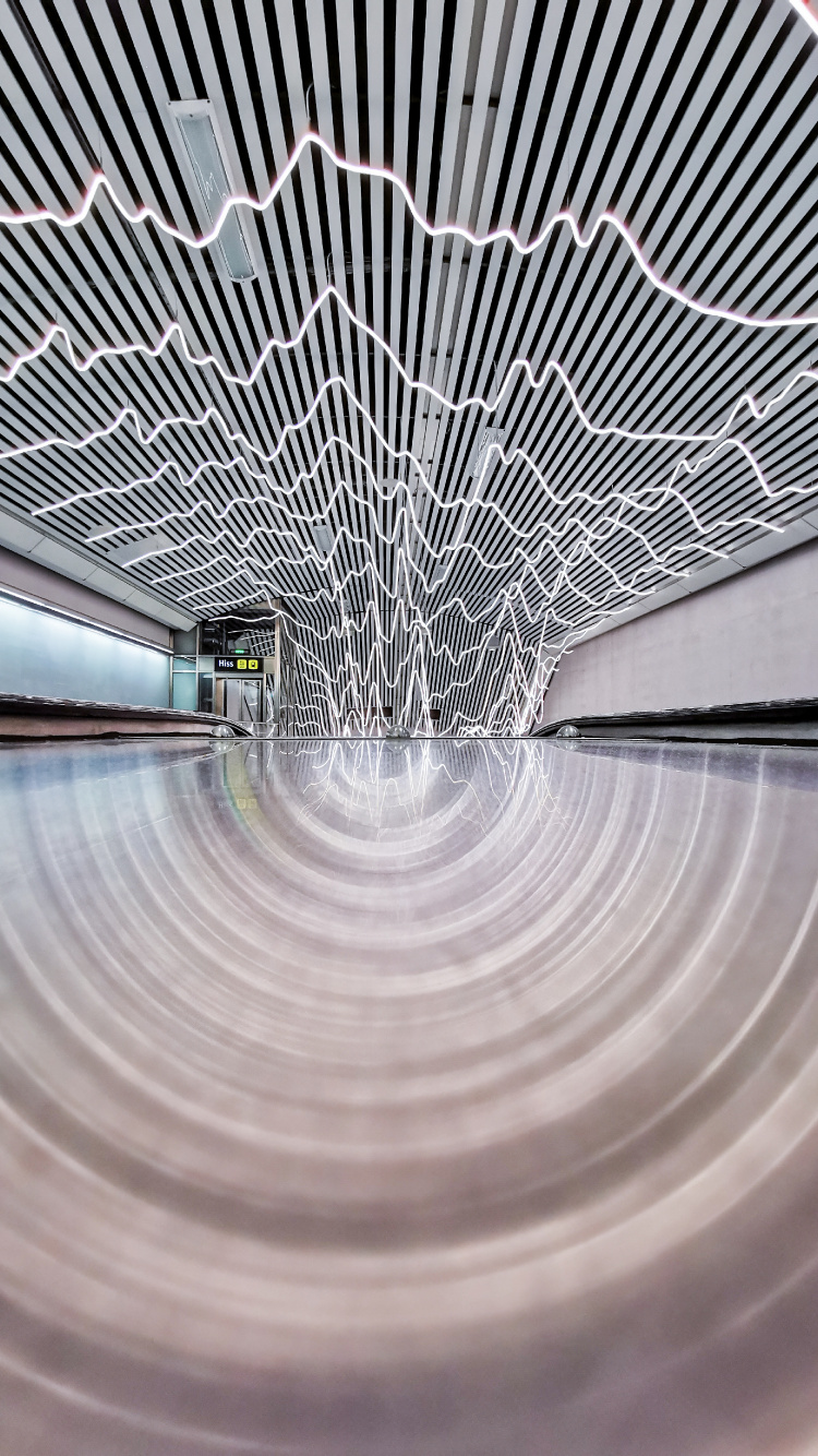 Обои архитектура, потолок, линия, вода, инфраструктура в разрешении 750x1334