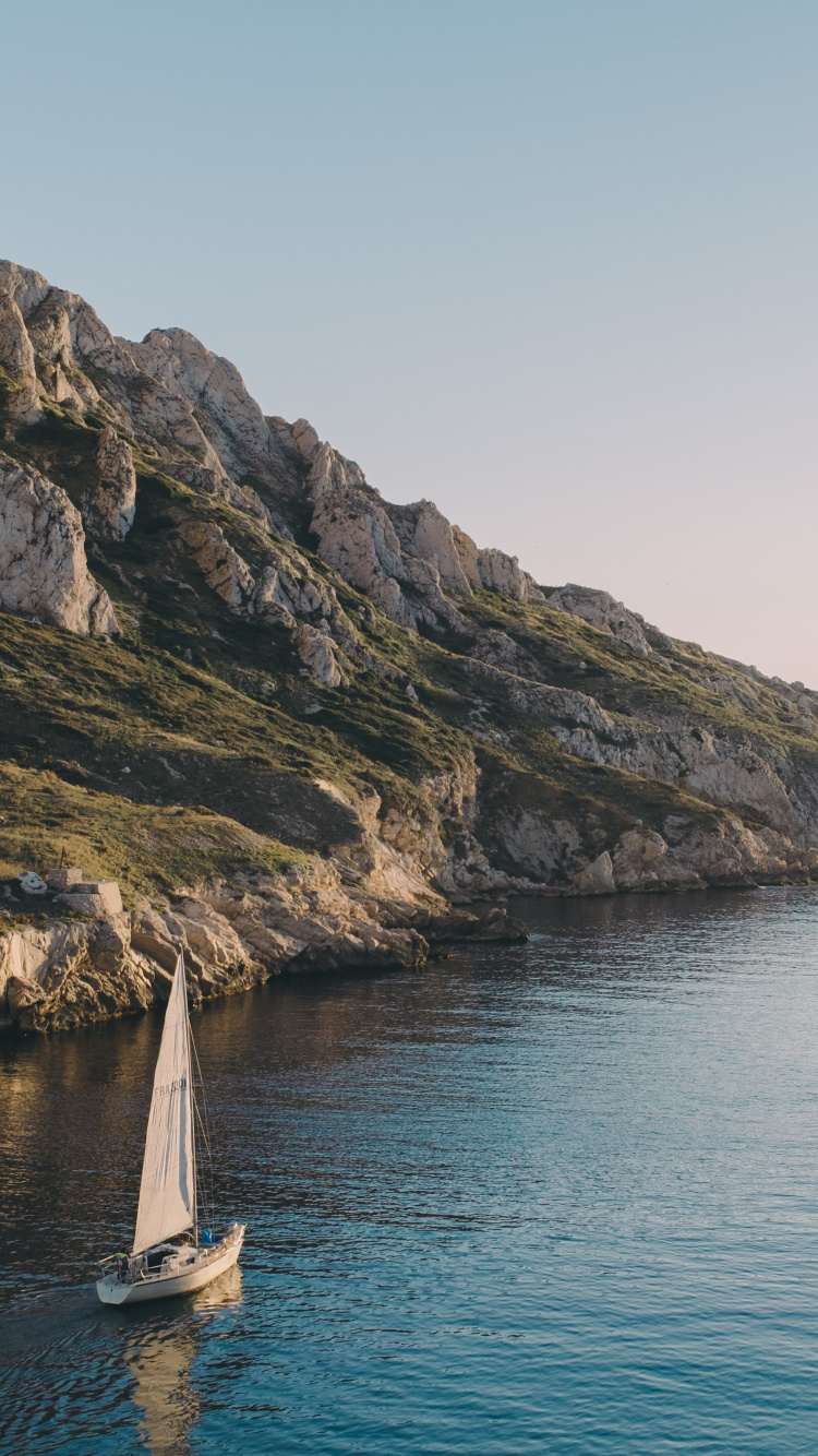 Обои гид Марсель, аэропорт Марсель-Прованс, путешествие, дешевка, прокат автомобилей в разрешении 750x1334