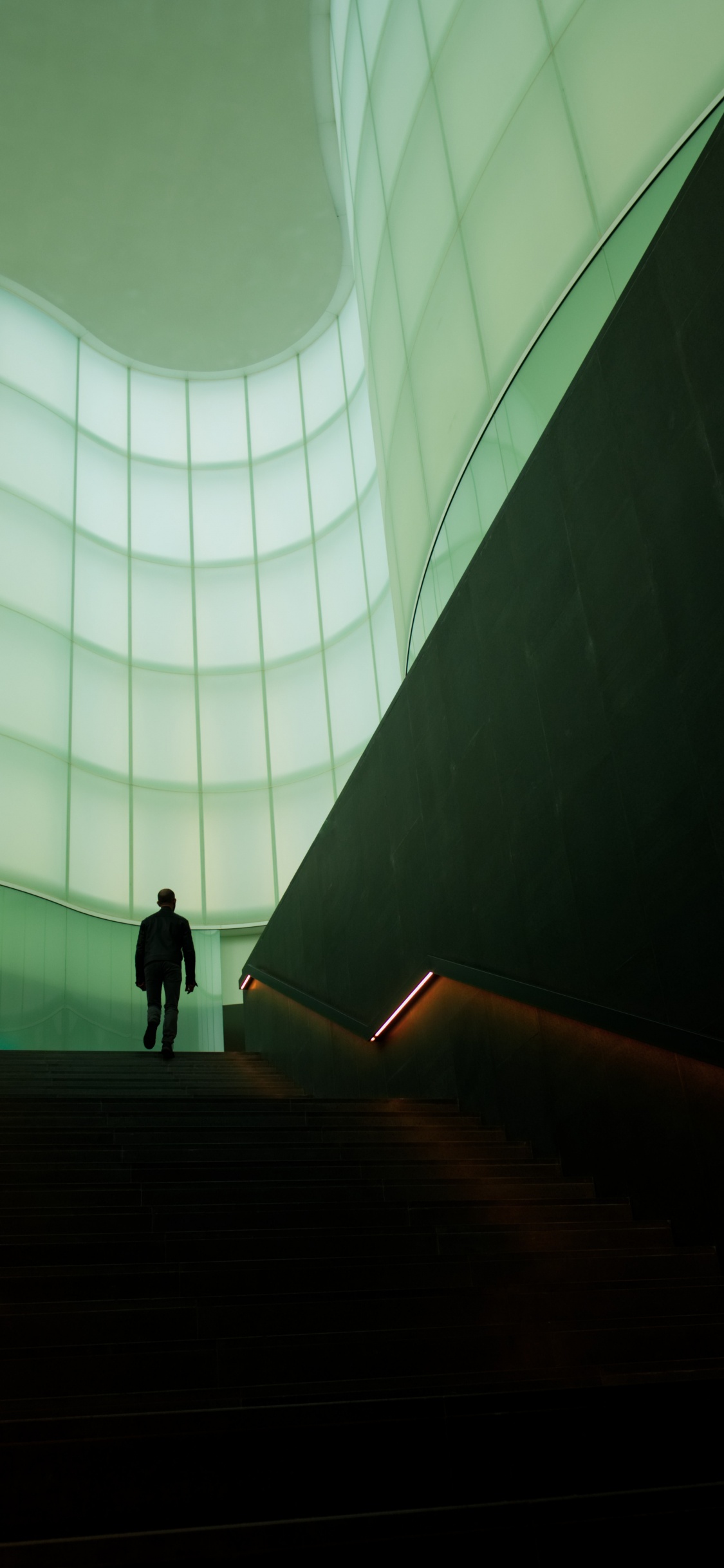 Обои Mudec, снимок, Милан, атмосфера, свет в разрешении 1125x2436