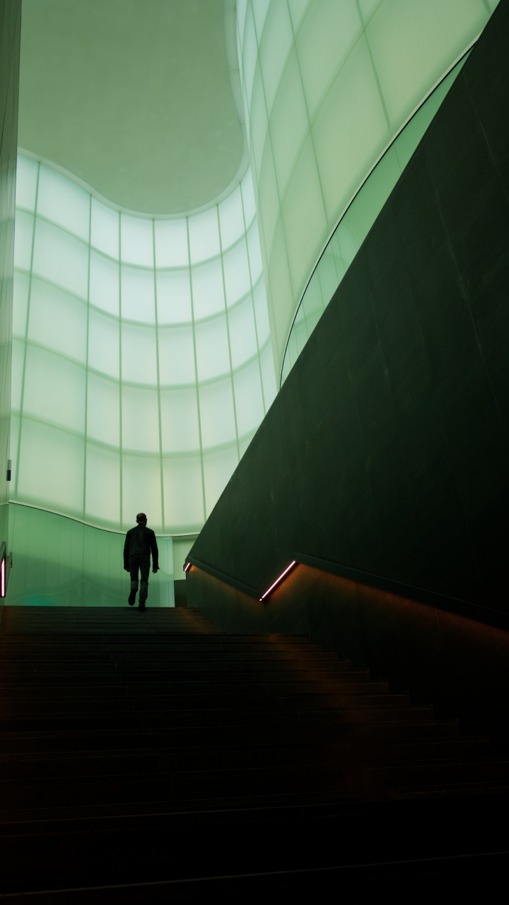 Обои Mudec, снимок, Милан, атмосфера, свет в разрешении 720x1280