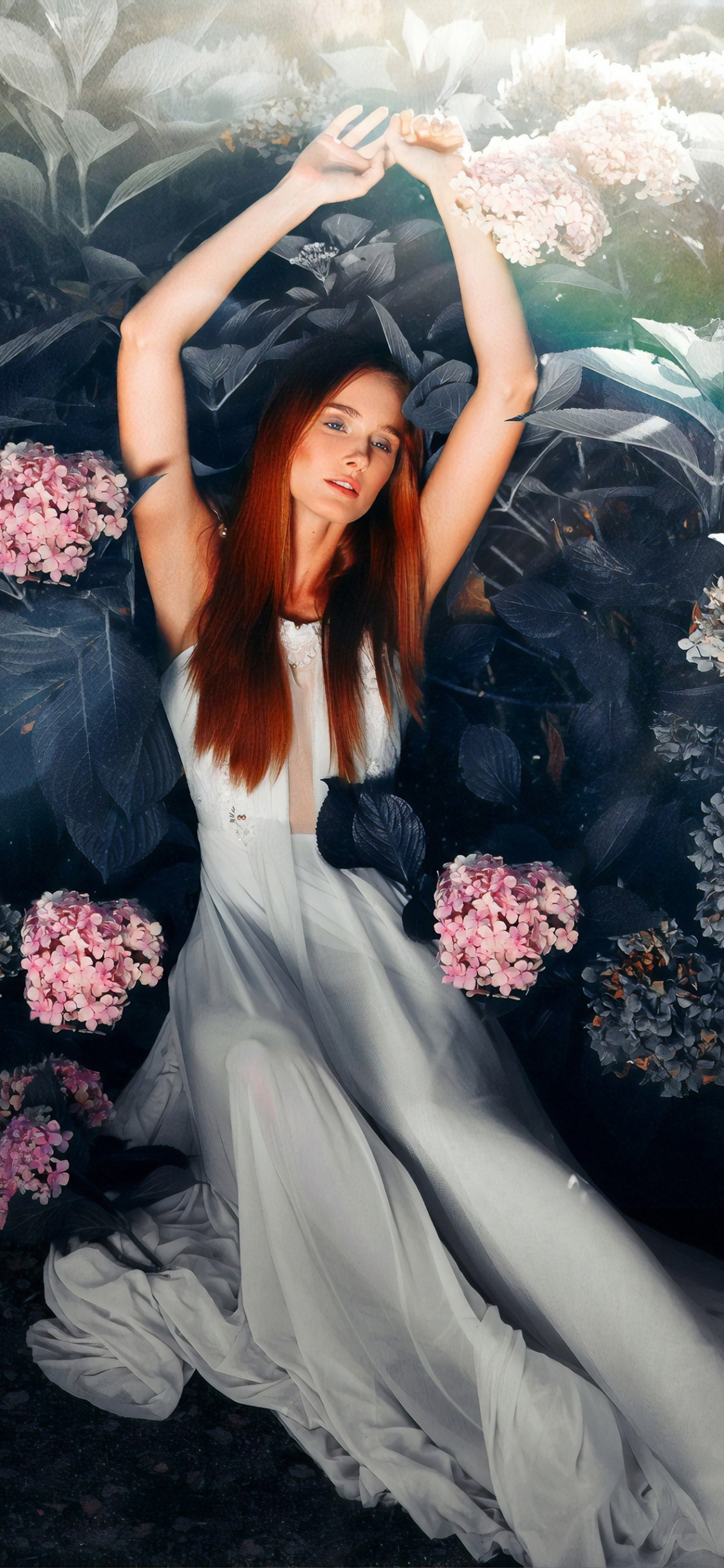 Обои красота, розовый, фэшн, отражение, перформанс в разрешении 1125x2436