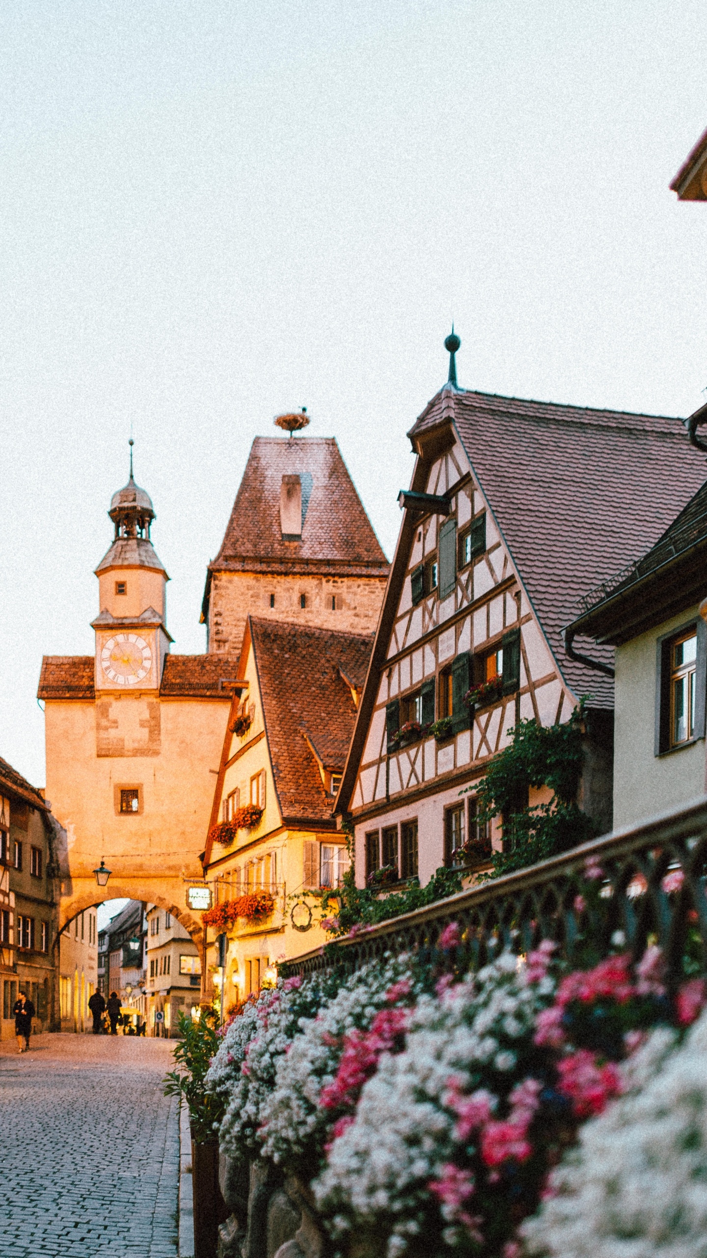 Обои markusturm отель, путешествие, жилье, городок, здание в разрешении 1440x2560