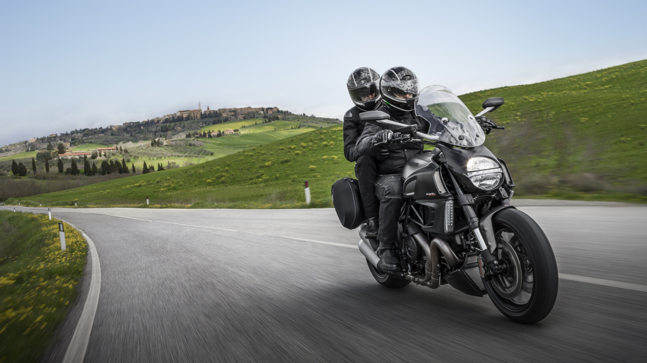 Обои авто, крейсер, ducati, мотоцикл, колесо в разрешении 1280x720