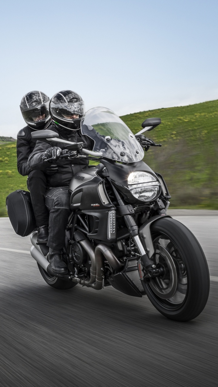 Обои авто, крейсер, ducati, мотоцикл, колесо в разрешении 720x1280