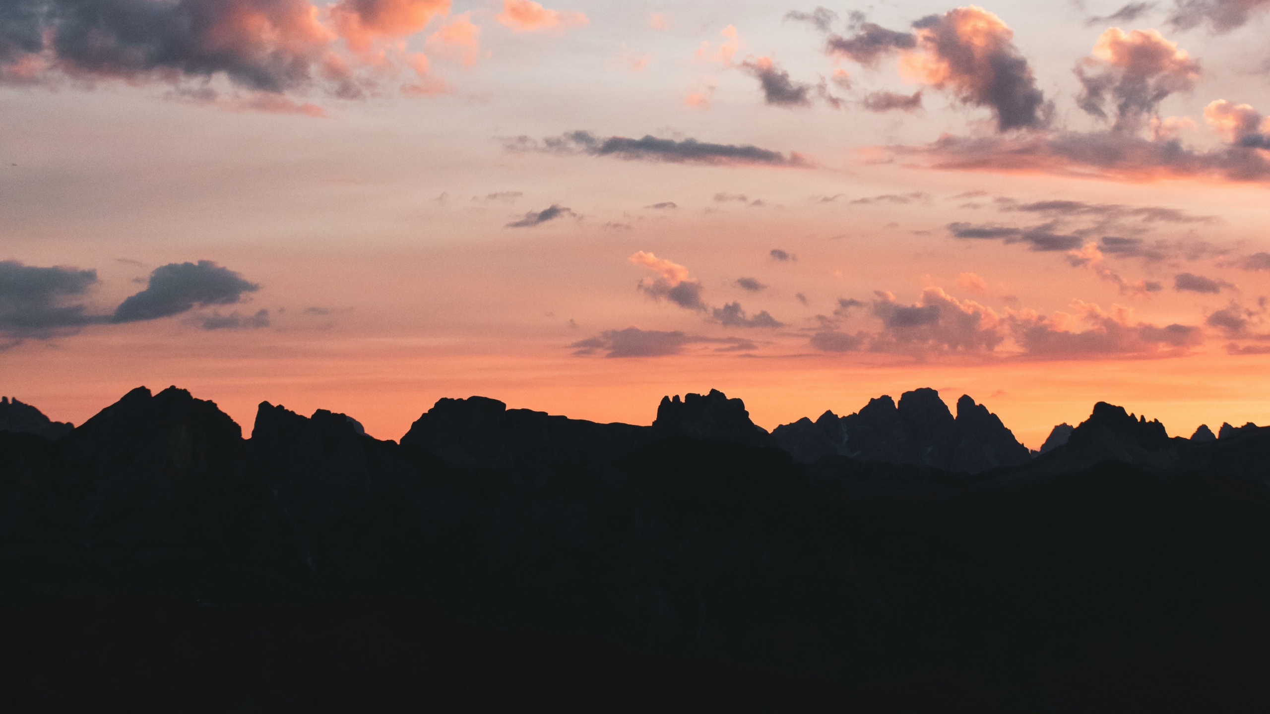 Обои закат, облако, горизонт, послесвечение, сумрак в разрешении 2560x1440