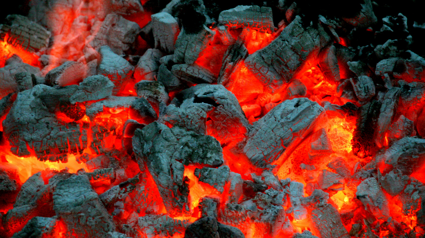 Обои древесный уголь, пламя, уголь, огонь, рок в разрешении 1366x768