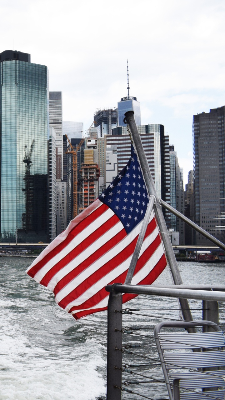 Обои Нью-Йорк, город, линия горизонта, небоскреб, городской район в разрешении 720x1280