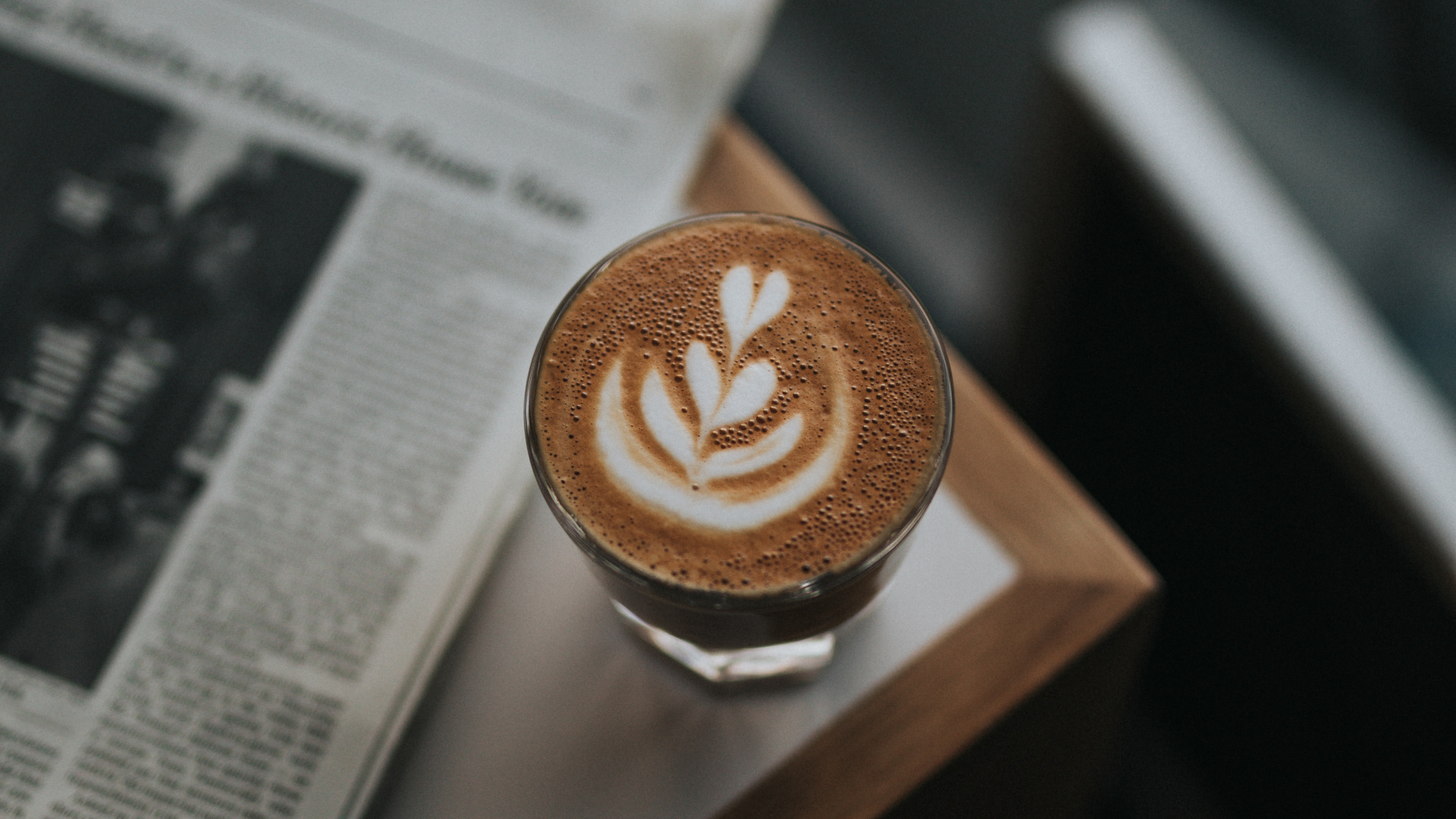 Обои латте, кофе эспрессо, плоские белые, коричневый цвет, кафешка макиато в разрешении 1920x1080