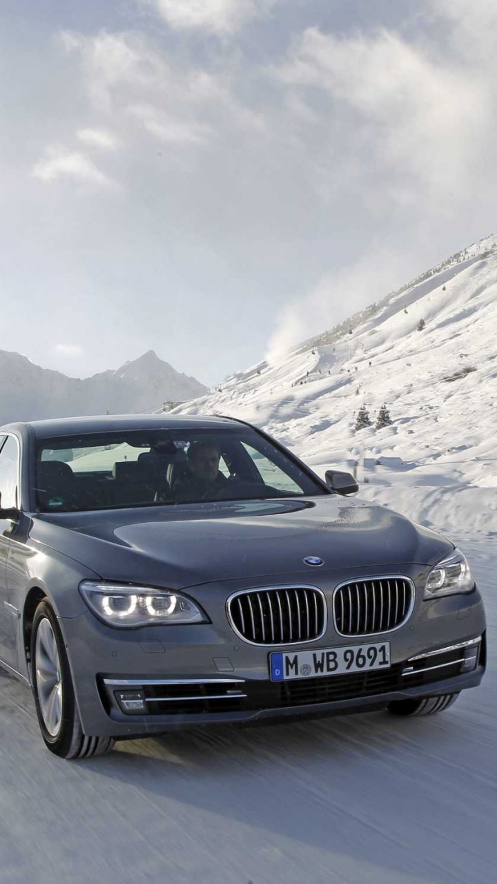 Обои БМВ 7 серии f01, bmw 5 series, Серии 2013 БМВ 7, bmw, авто в разрешении 720x1280