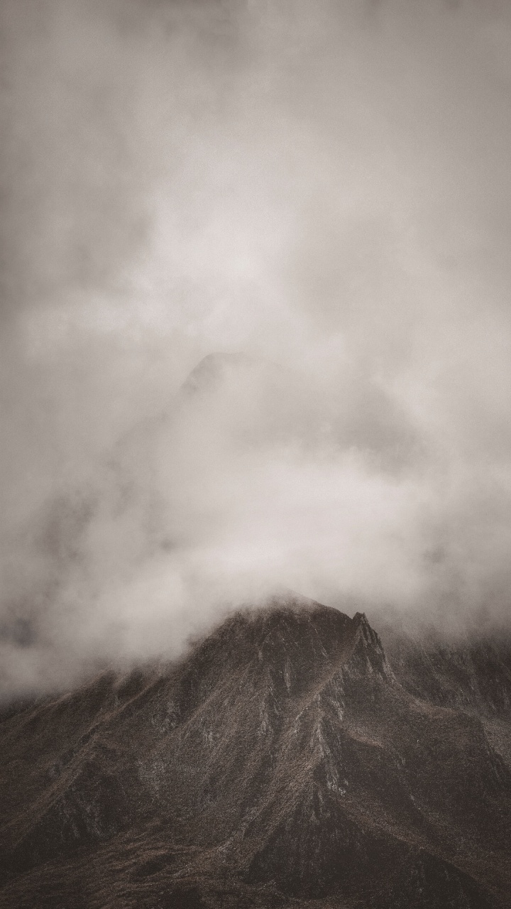 Обои горный хребет, облако, атмосфера, холм, нагорье в разрешении 720x1280