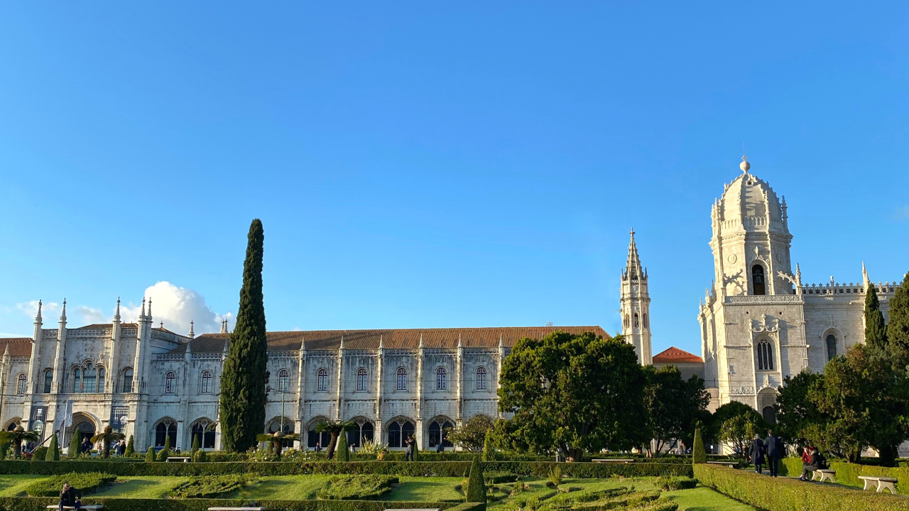 Обои растение, сад, хедж, имущество, величественный дом в разрешении 1280x720