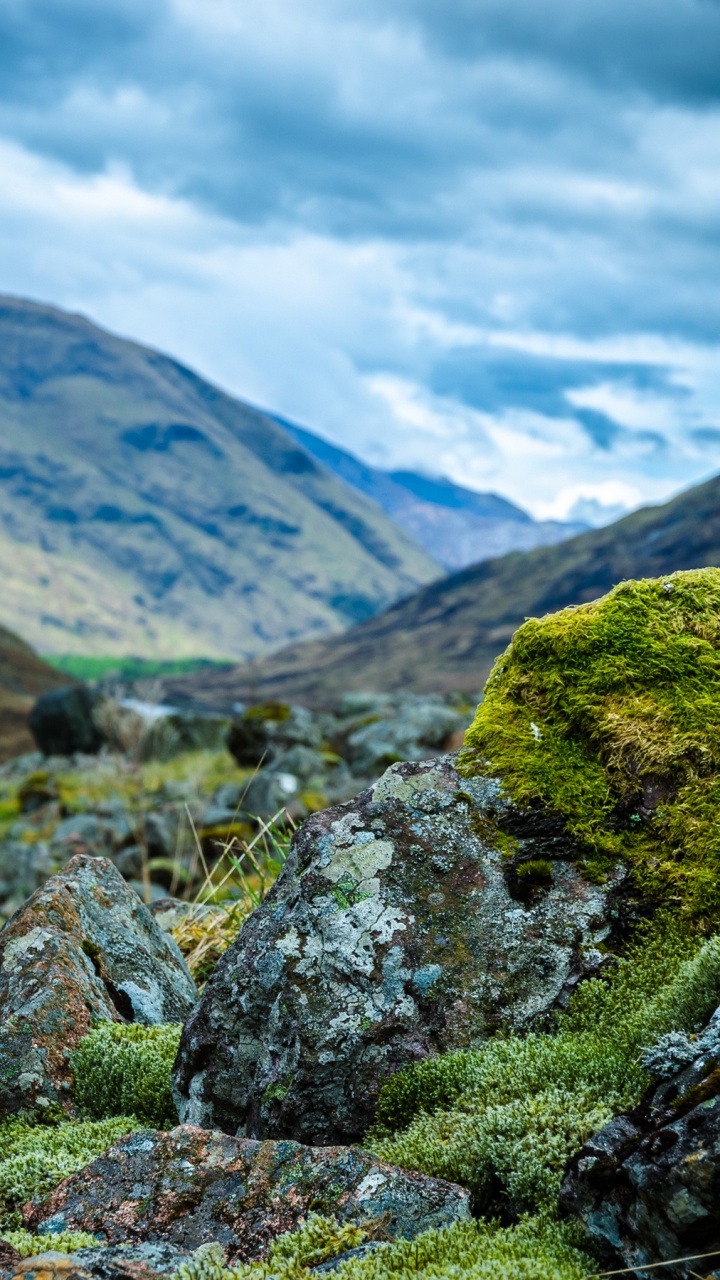 Обои Шотландское нагорье, Горы и холмы Шотландии, нагорье, горный рельеф, гора в разрешении 720x1280