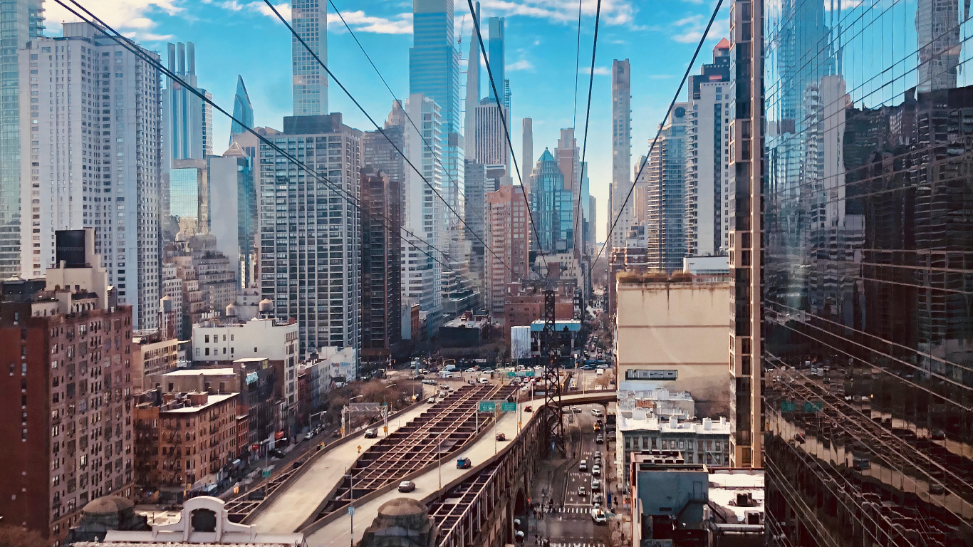 Обои четыре свободы, здание, небоскреб, легковые автомобили, вышка в разрешении 1366x768