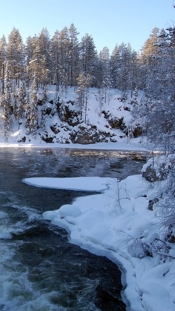 Обои Финляндия, зима, снег, вода, замораживание в разрешении 720x1280