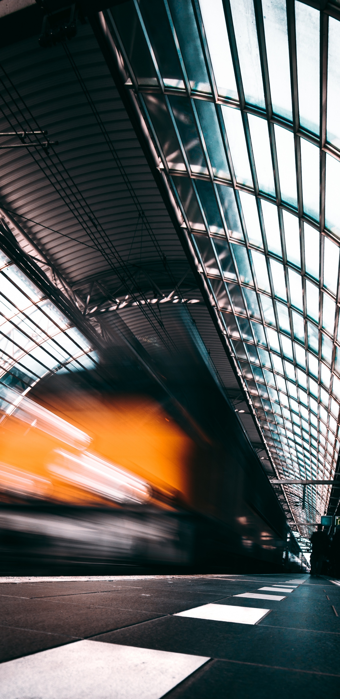 Обои свет, архитектура, городской район, транспорт, линия в разрешении 1440x2960