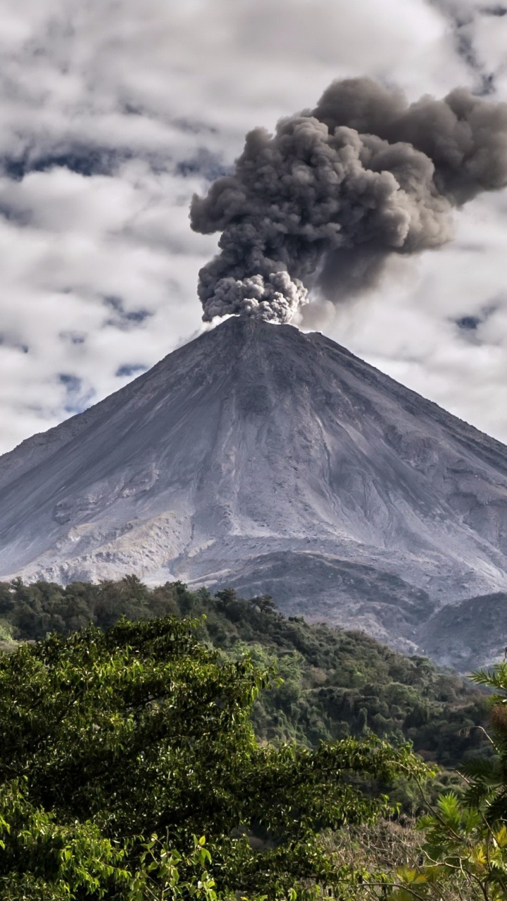 Обои Volcn де Колима, стратовулкан, пейзажи гор, вулкан, нагорье в разрешении 720x1280