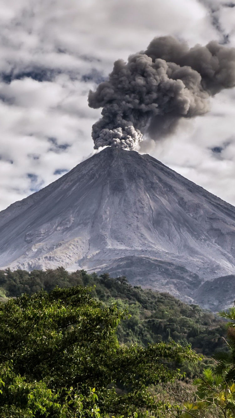 Обои Volcn де Колима, стратовулкан, пейзажи гор, вулкан, нагорье в разрешении 750x1334