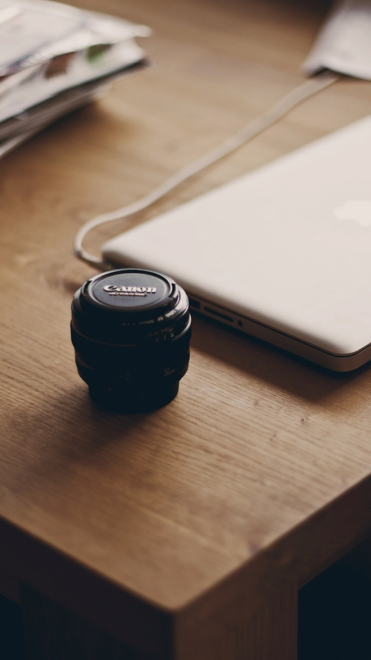 Обои таблица, гаджет, технологии, электронное устройство, стол в разрешении 750x1334