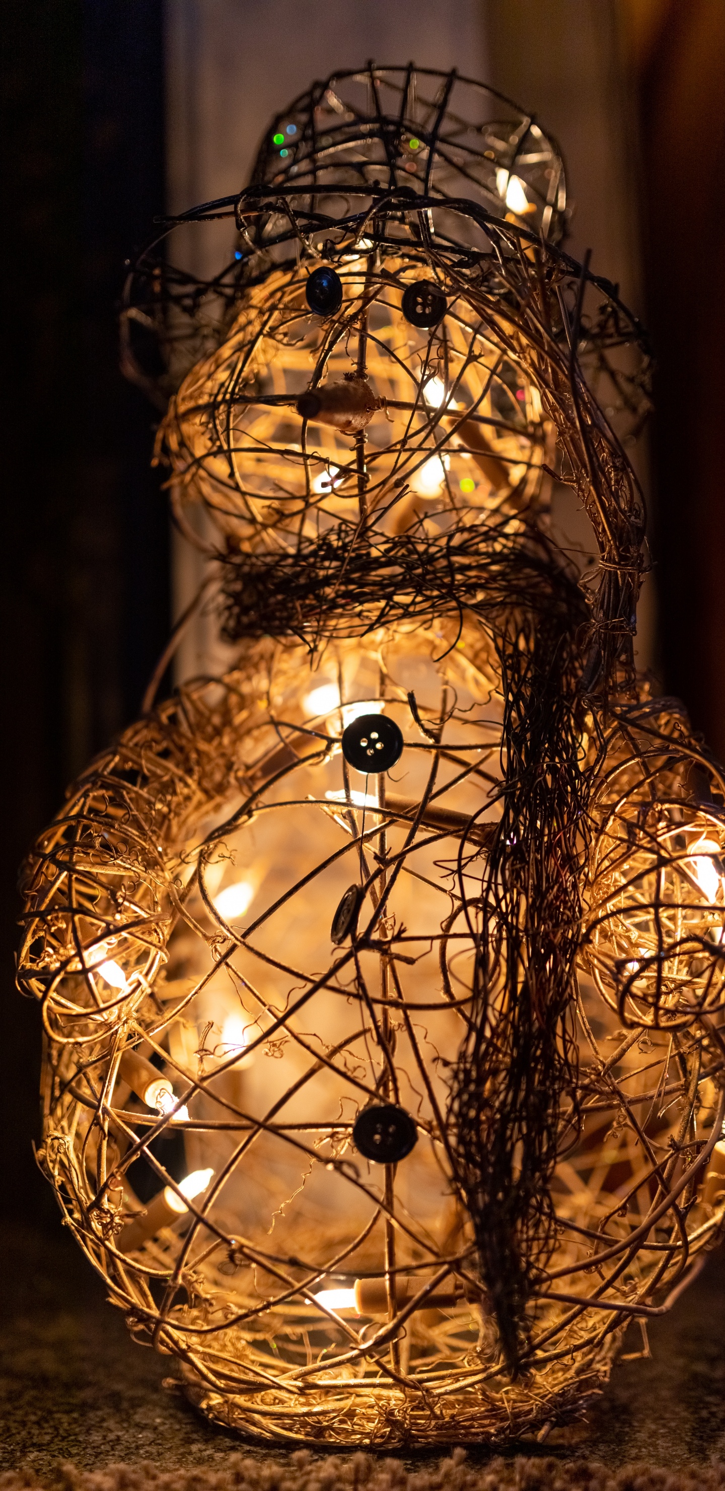 Обои свет, дизайн интерьера, волосы на лице, осветительная арматура, ночник в разрешении 1440x2960