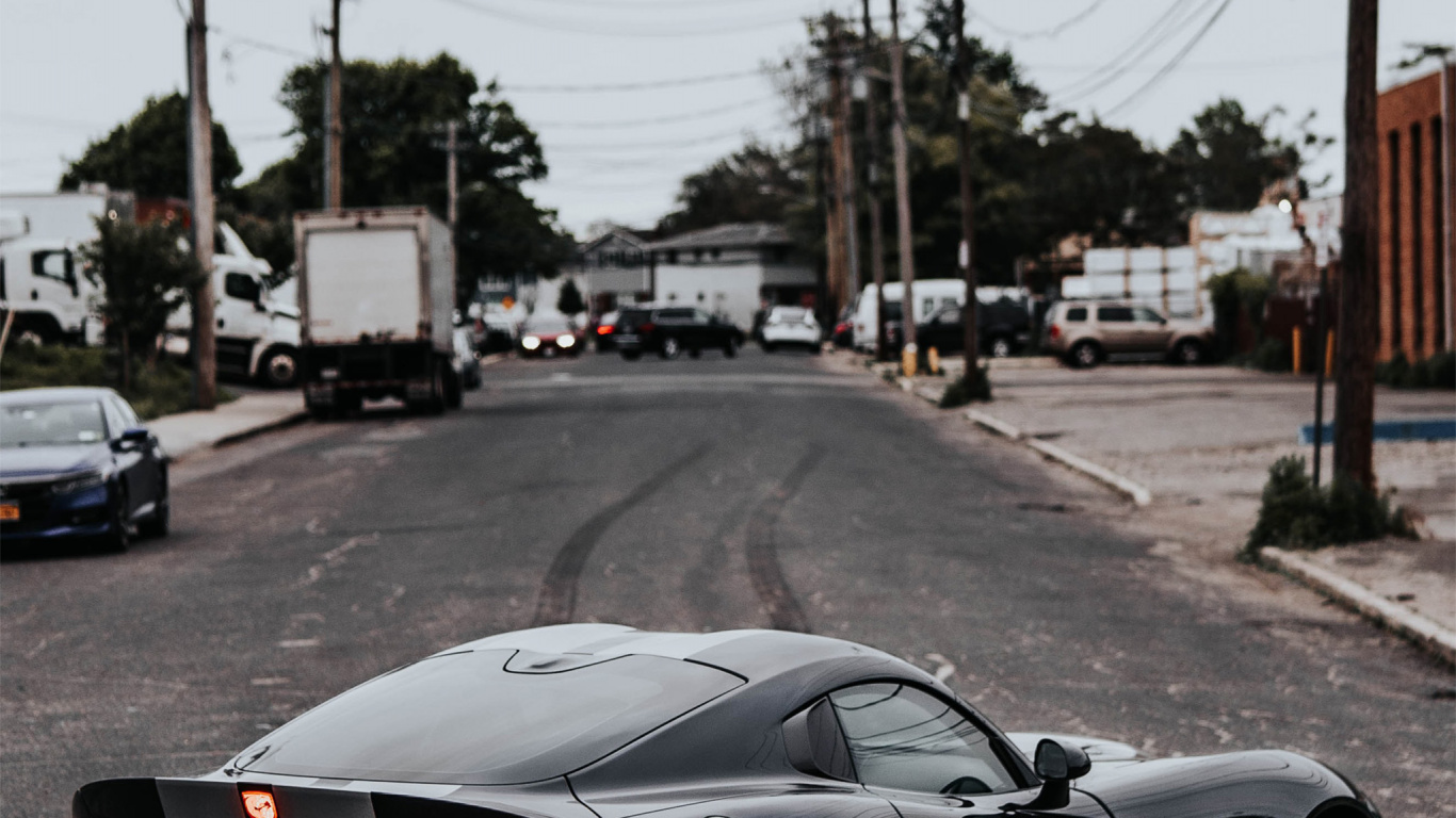 Обои легковые автомобили, суперкар, колесо, шина, автомобильное освещение в разрешении 1366x768