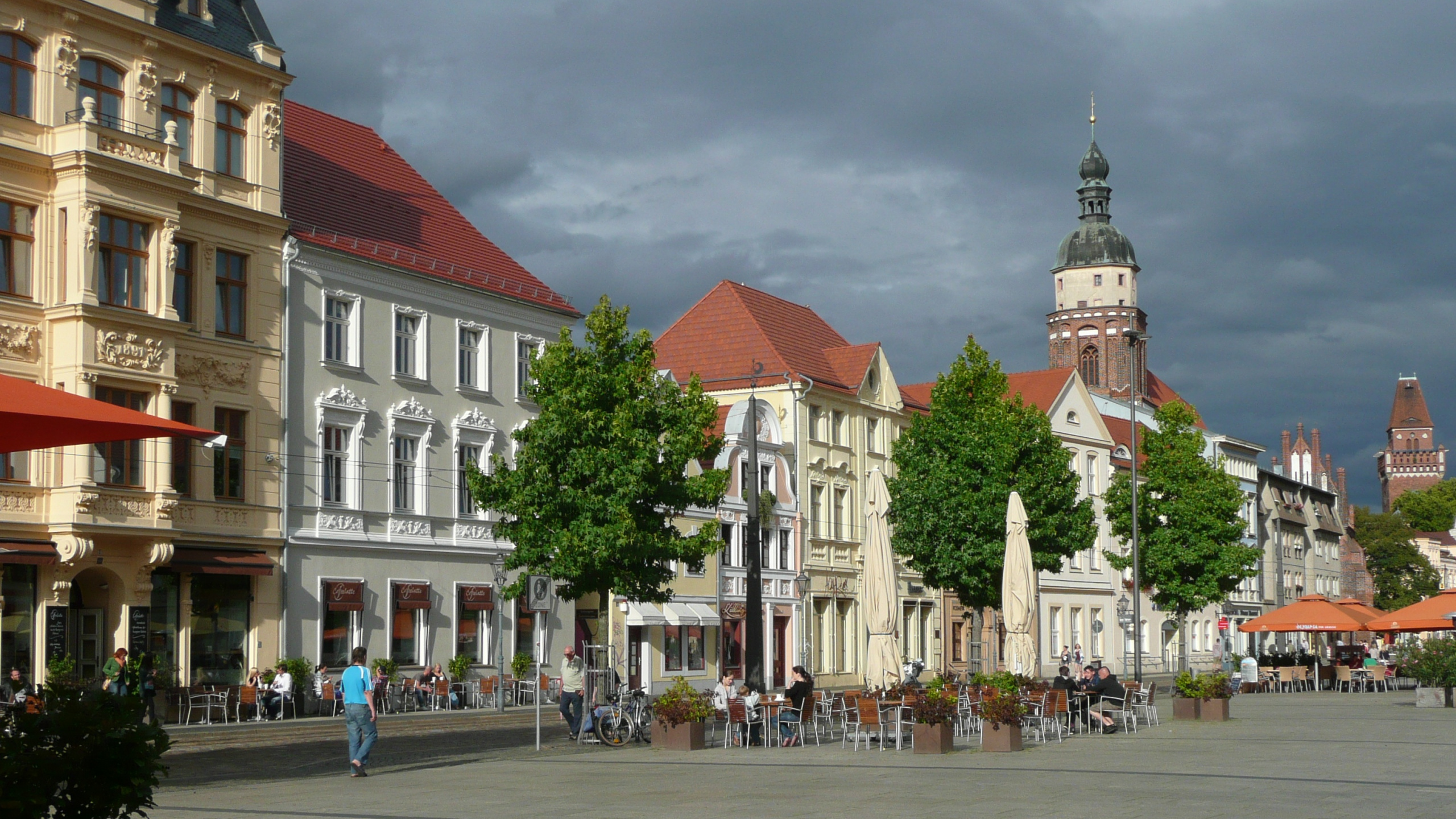 Обои фрайбергский, Дрезденский фарфор, город, городок, городская площадь в разрешении 2560x1440