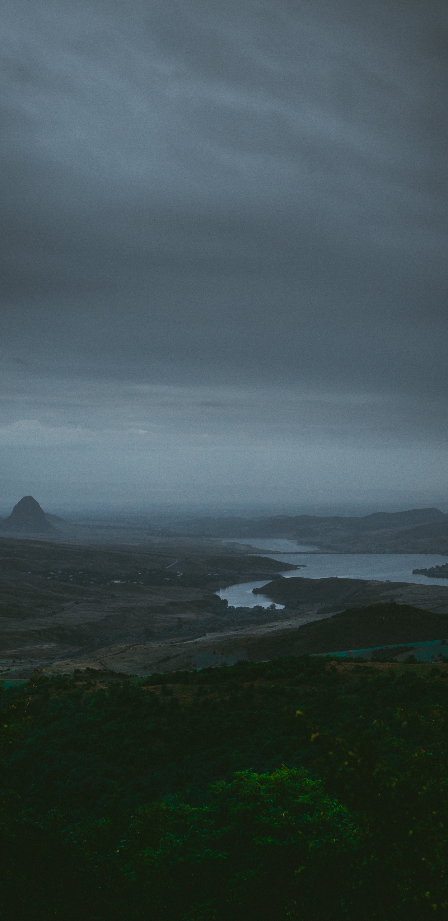 Обои нагорье, зеленый, атмосфера, облако, горизонт в разрешении 1440x2960