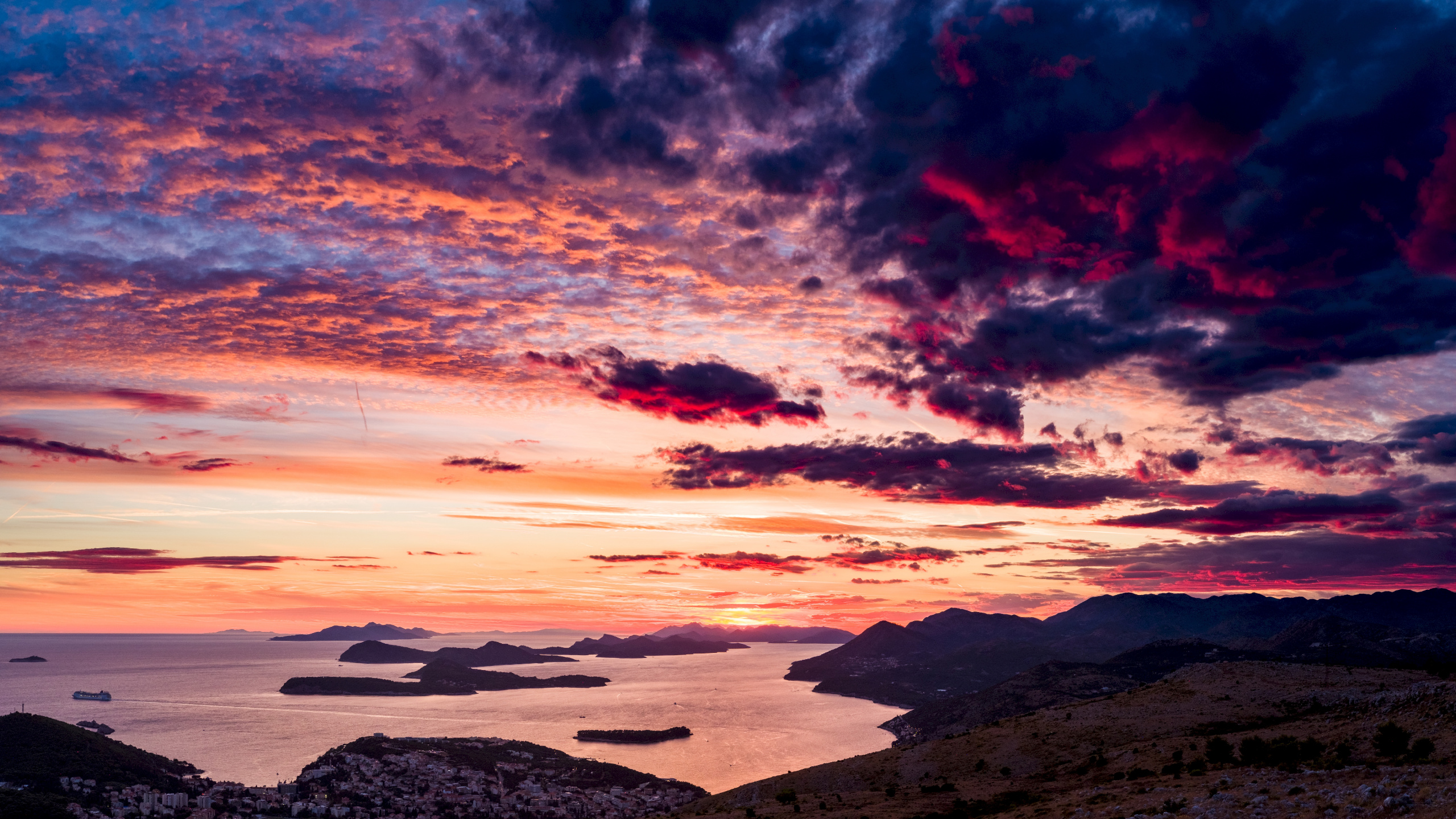 Обои Казка, облако, послесвечение, природа, закат в разрешении 2560x1440