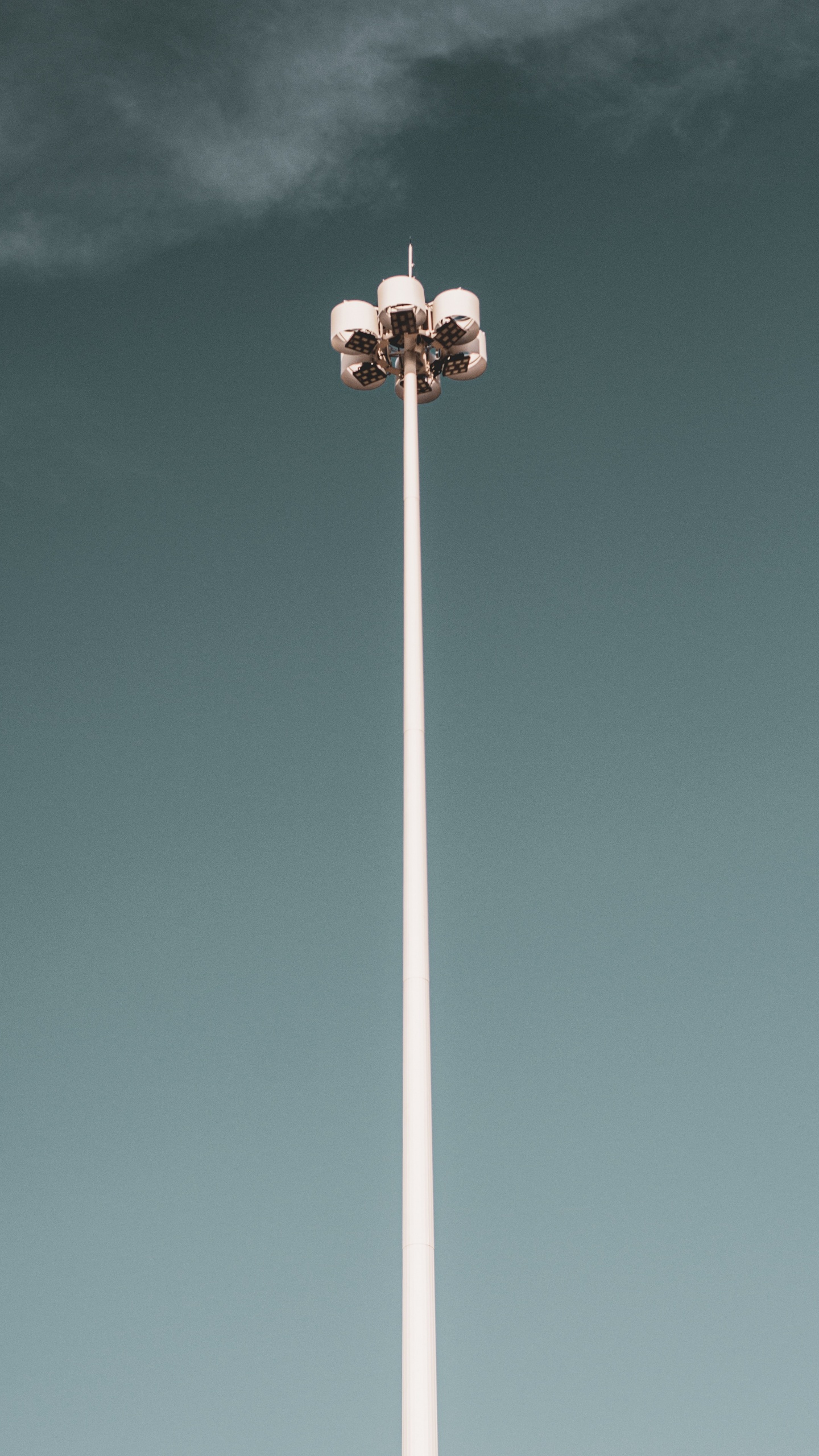 Обои фонарь, уличный фонарь, свет, освещение, осветительная арматура в разрешении 1440x2560