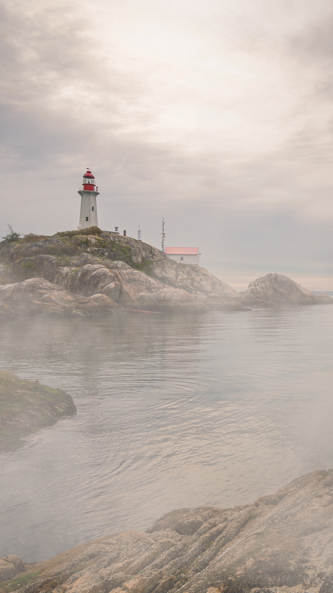 Обои море, Маяк, волна, Сигнальная башня, вышка в разрешении 1080x1920