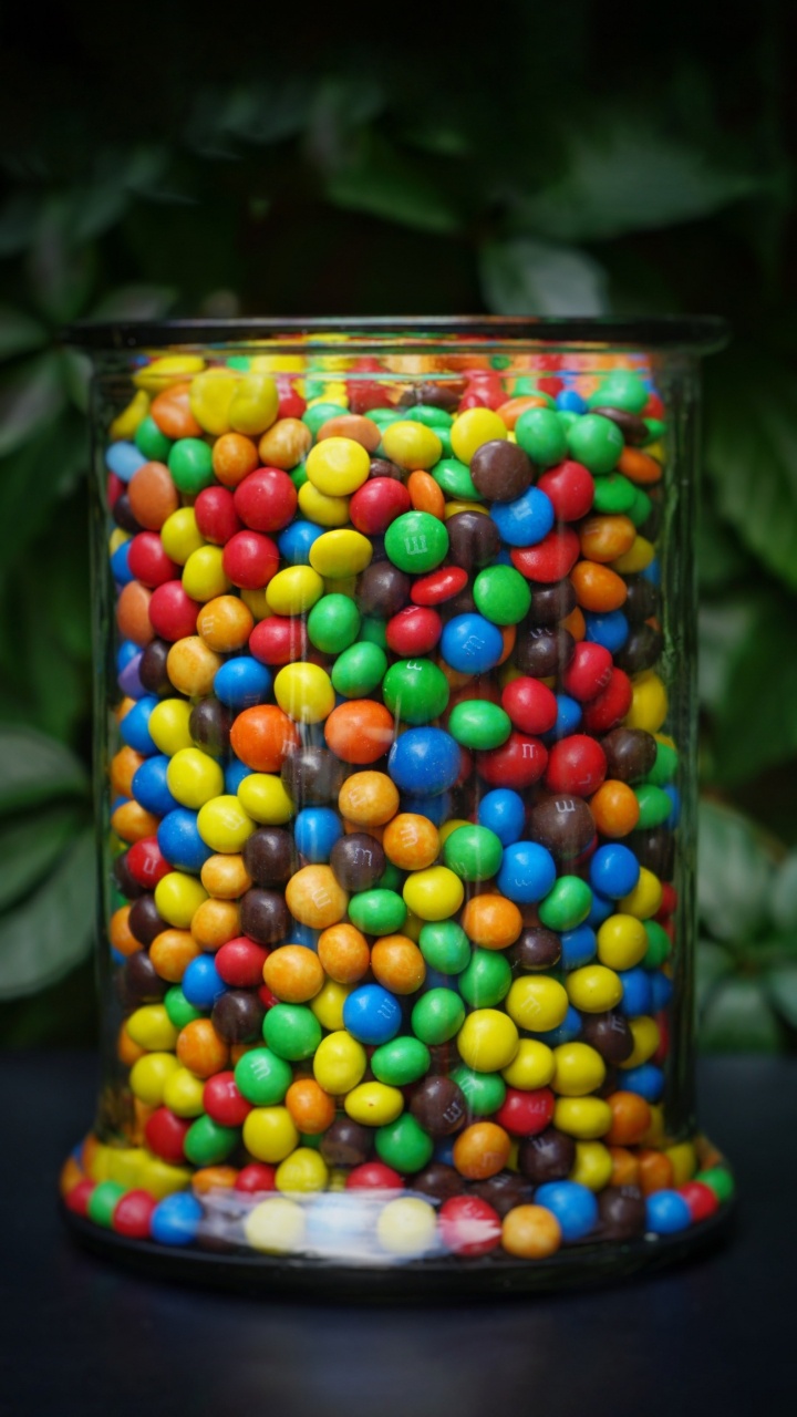 Обои баночка ммс, Ммс, конфета, баночка молочного шоколада ммс, шоколад в разрешении 720x1280