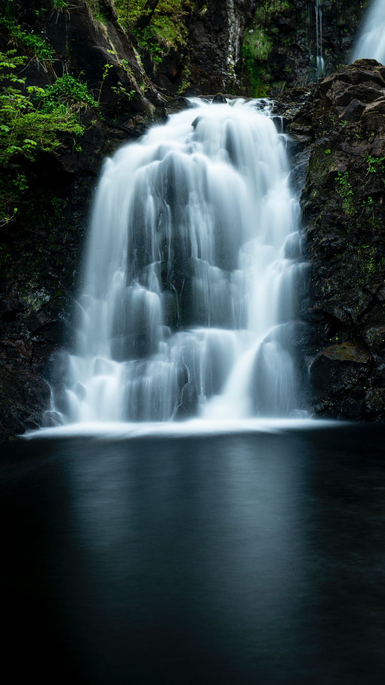 Обои водопад, водоем, гидроресурсы, природный ландшафт, природа в разрешении 750x1334