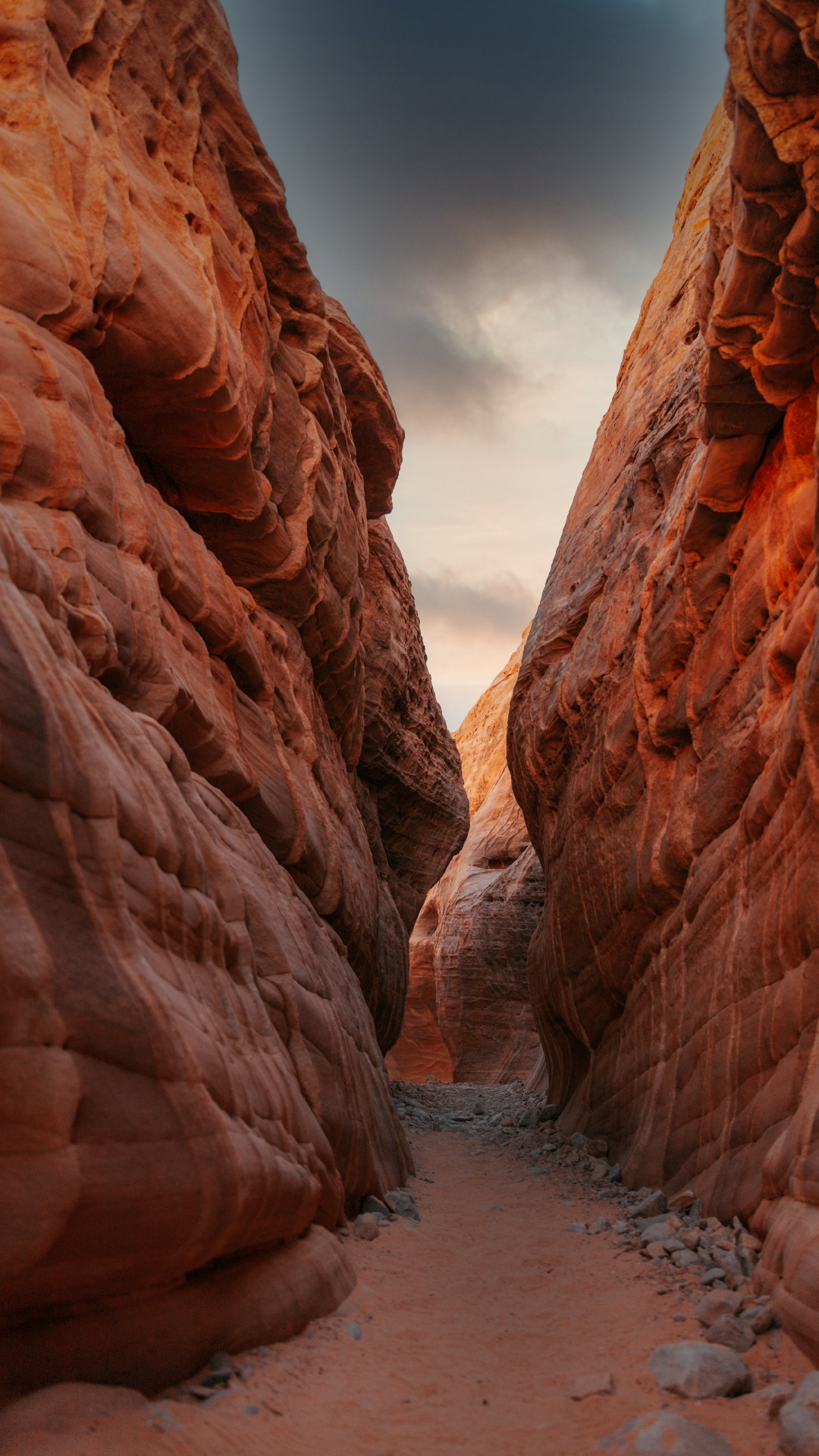 Обои облако, экорегион, коренная порода, природный ландшафт, пейзаж в разрешении 1080x1920