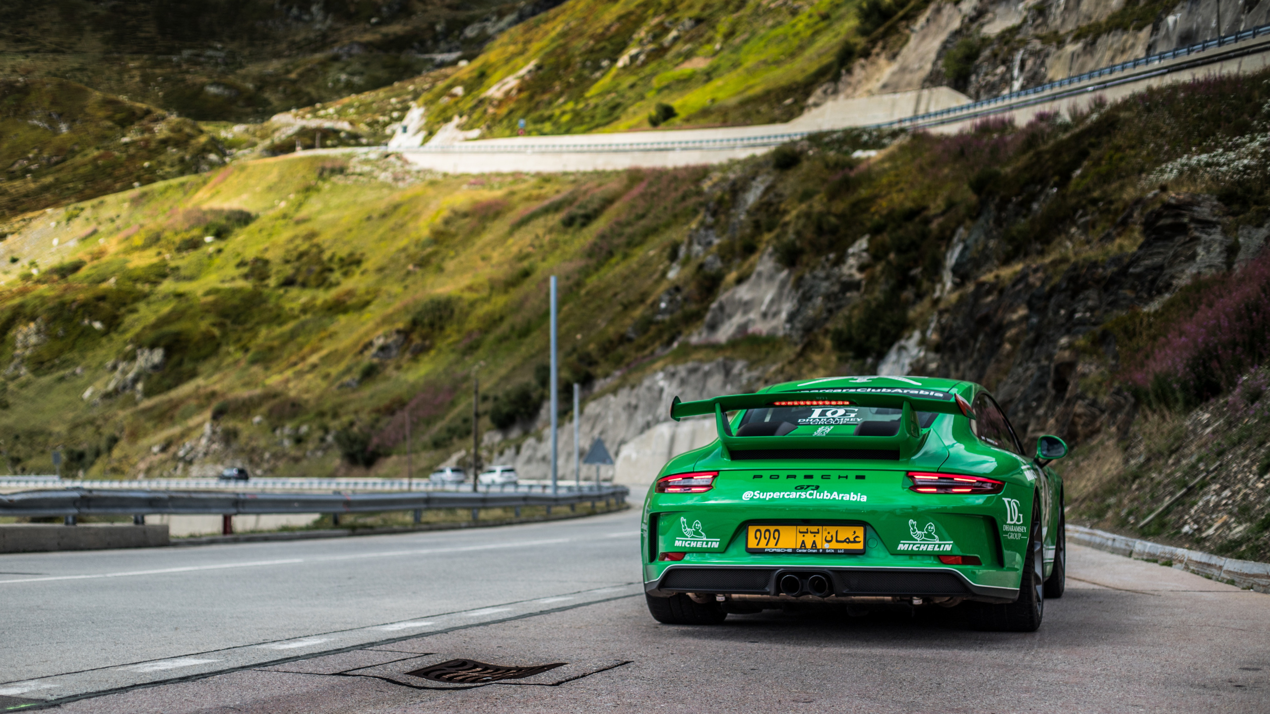 Porsche 911 горы
