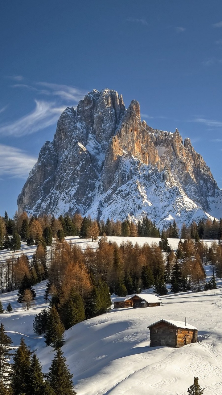 Обои зима, снег, гора, горный рельеф, горный хребет в разрешении 720x1280