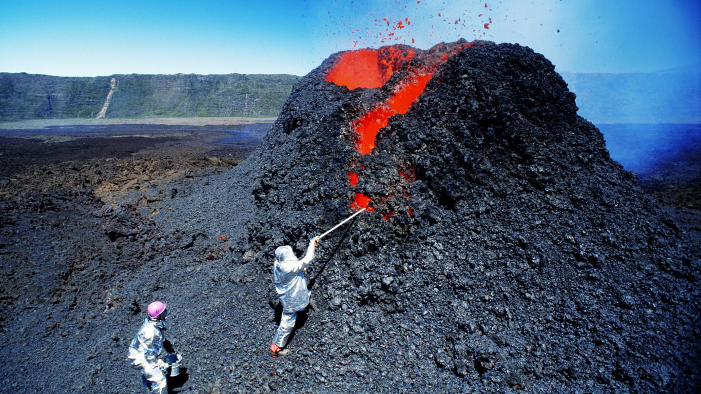 Обои лава, вулкан, геология, рок, лавовые равнины в разрешении 1366x768