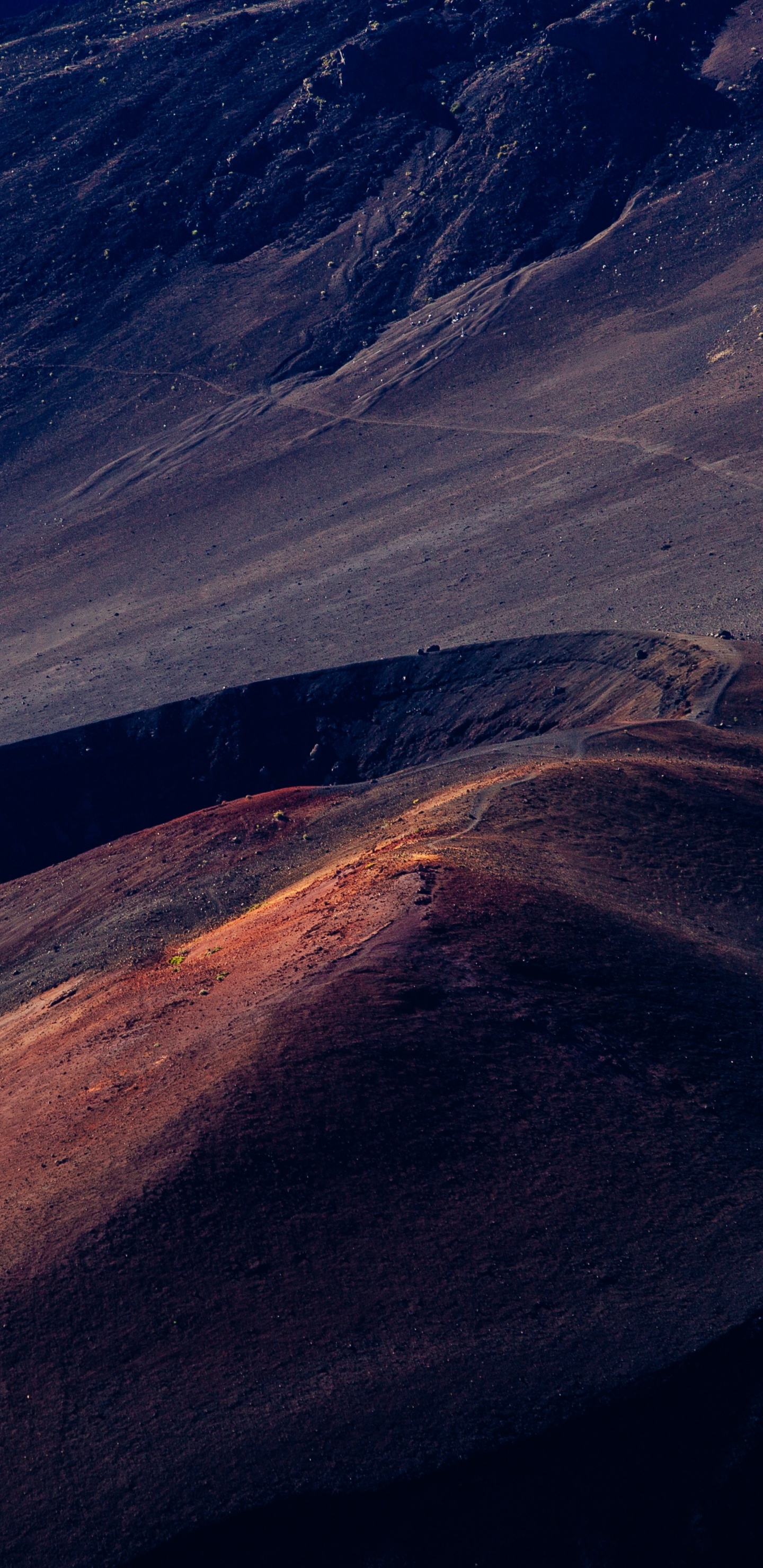 Обои щитовой вулкан, гора, дикая местность, нагорье, атмосфера в разрешении 1440x2960