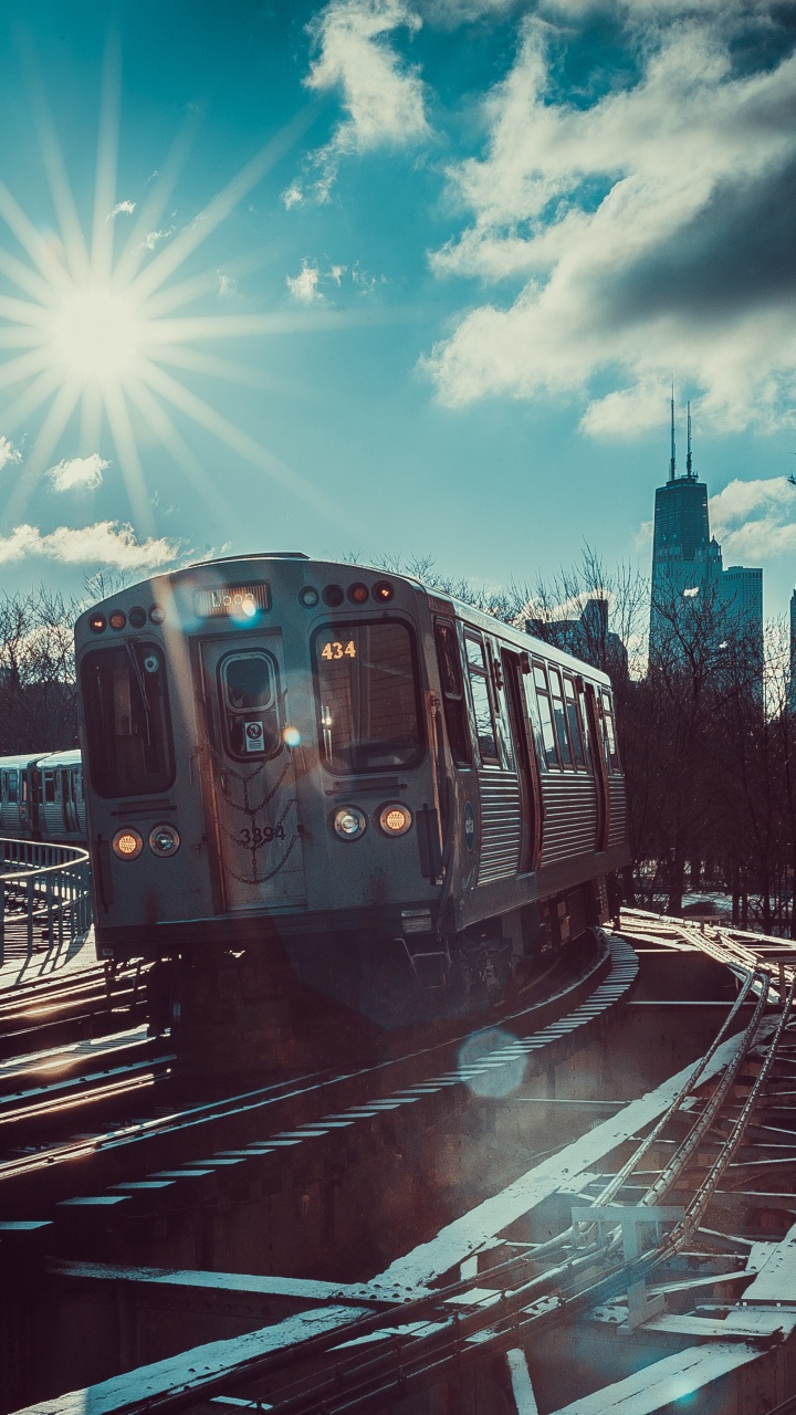 Обои железнодорожный транспорт, поезд, транспорт, городской район, город в разрешении 720x1280