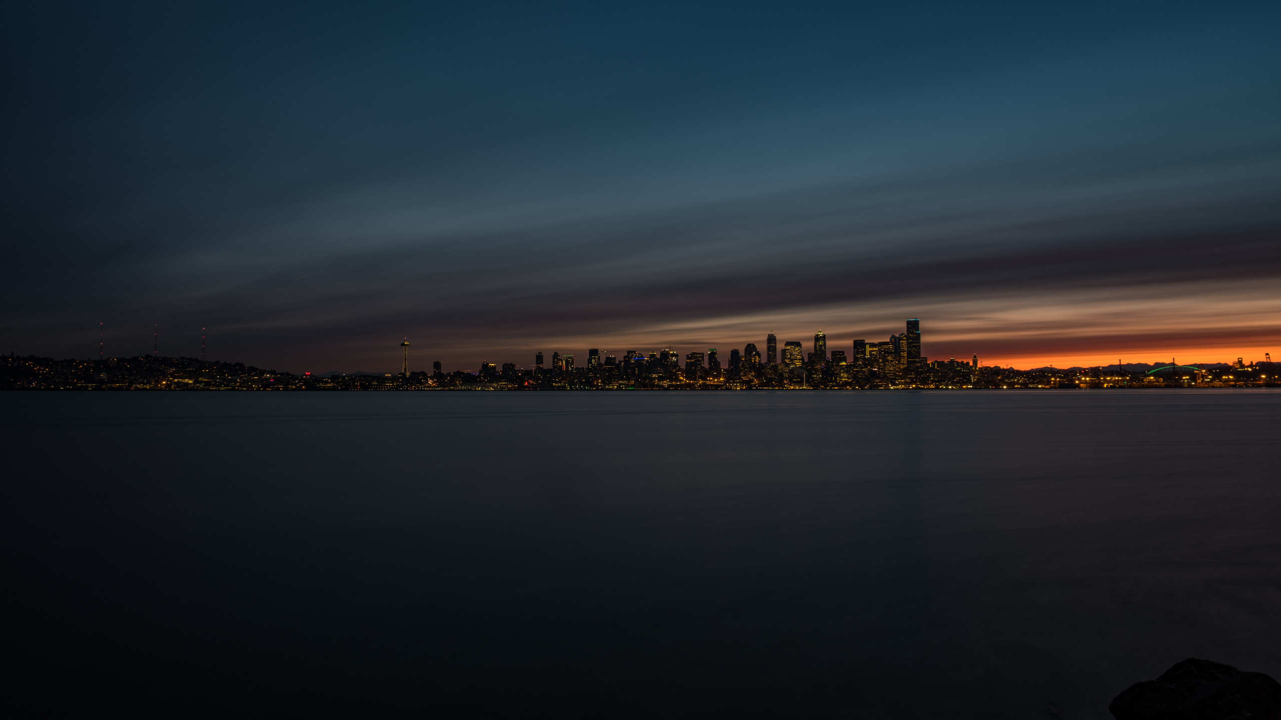 Обои Сиэтл, ночь, вода, горизонт, вечер в разрешении 2560x1440