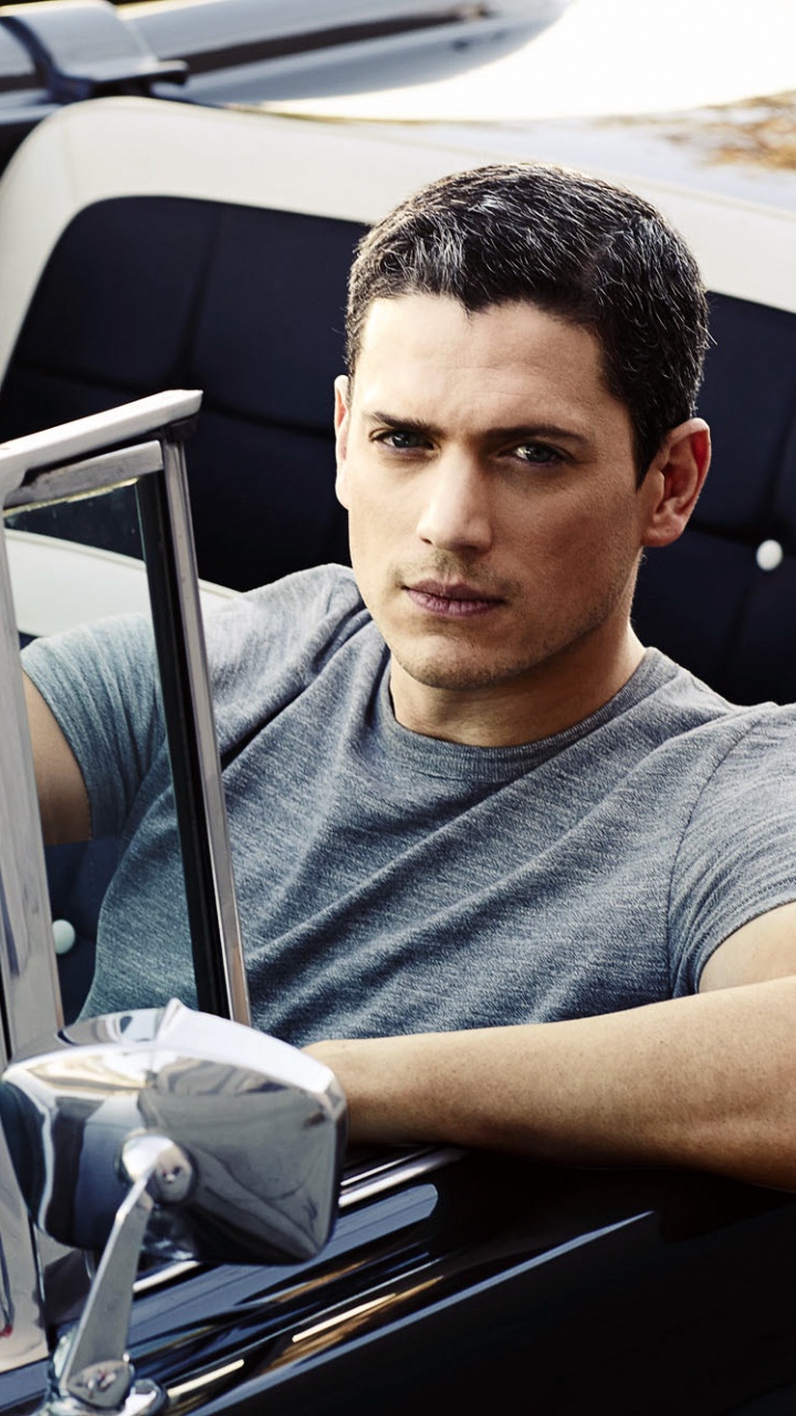 Обои вентворт Миллер, Майкл Скофилд, побег из тюрьмы, ветровое стекло, авто в разрешении 720x1280