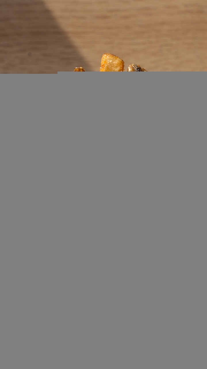 Обои картофель фри, бутерброд, жаренье, пицца, блюда французской кухни в разрешении 720x1280