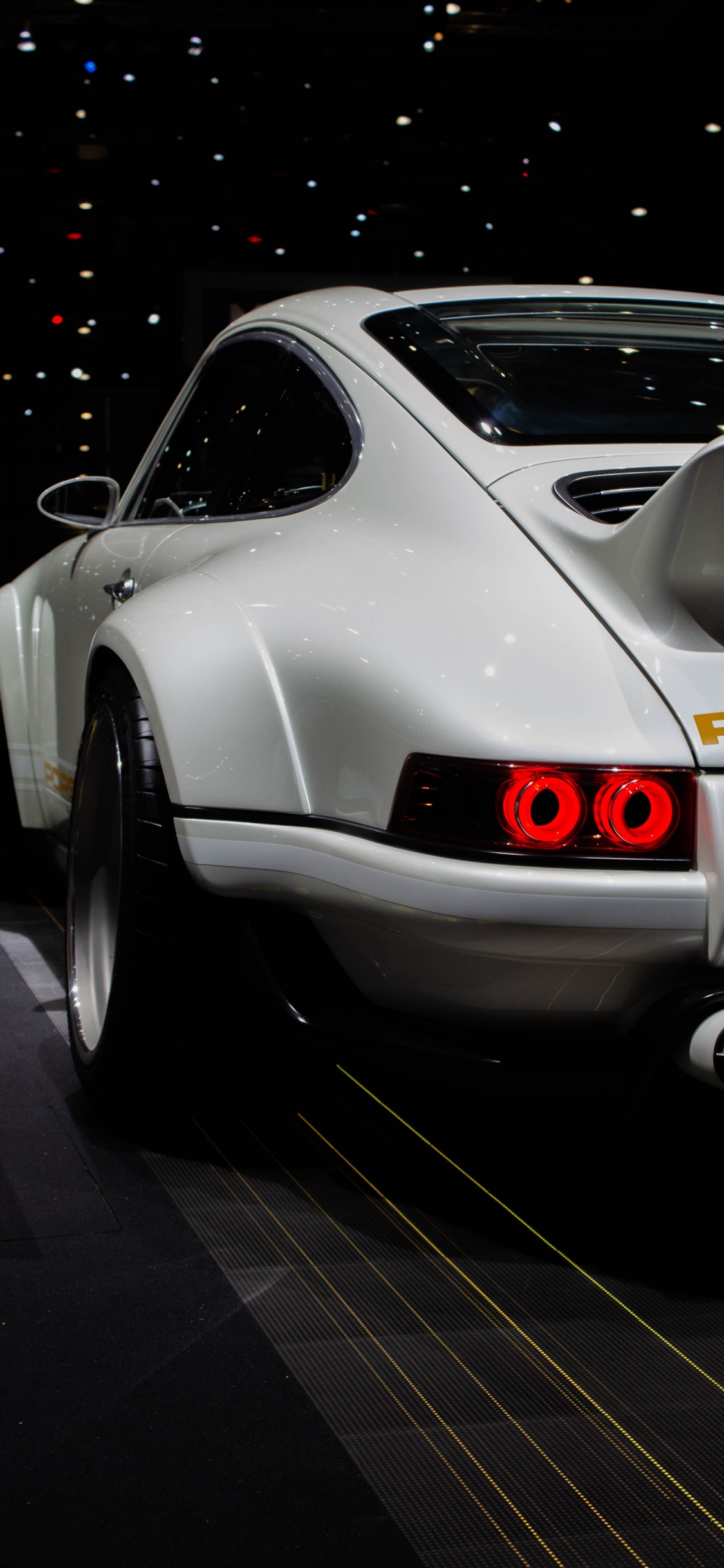 Обои Порше 911, Порше, спорткар, суперкар, кузов купе в разрешении 1125x2436